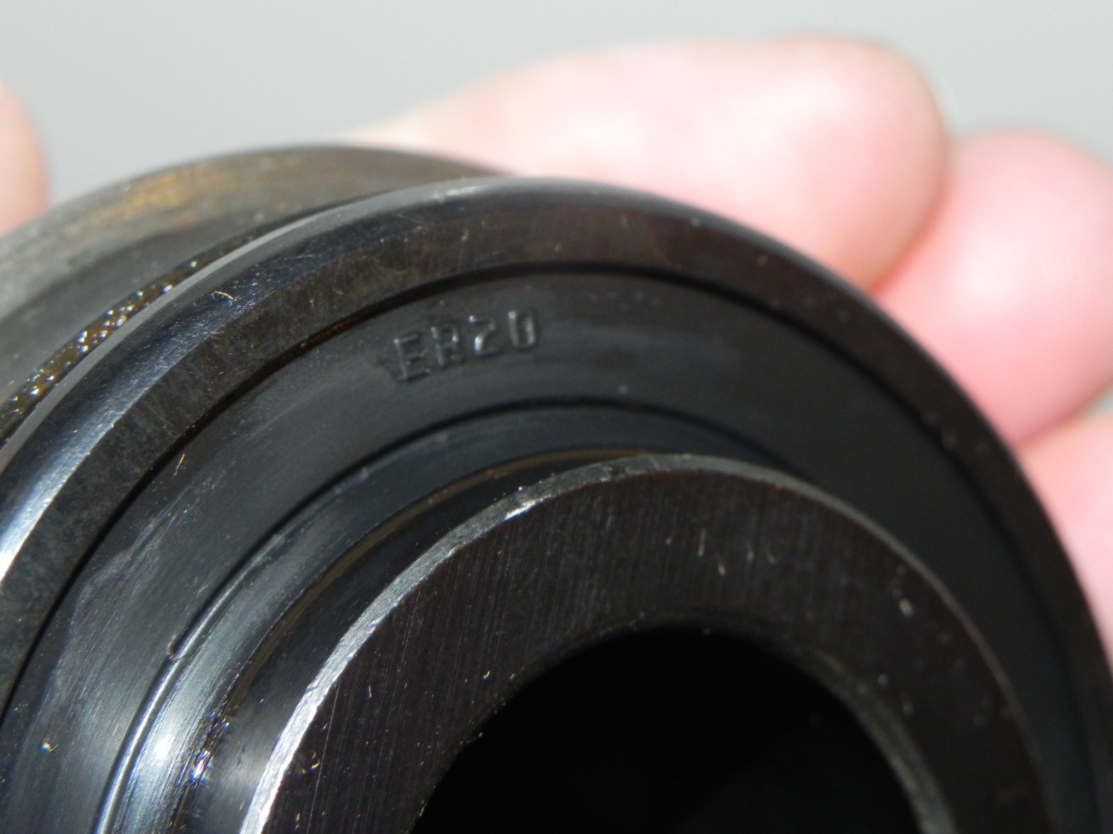 Fafnir ER20 Insert Bearing, cylindrical outer ring, 1-1/4 inches (31.75 mm) Bore