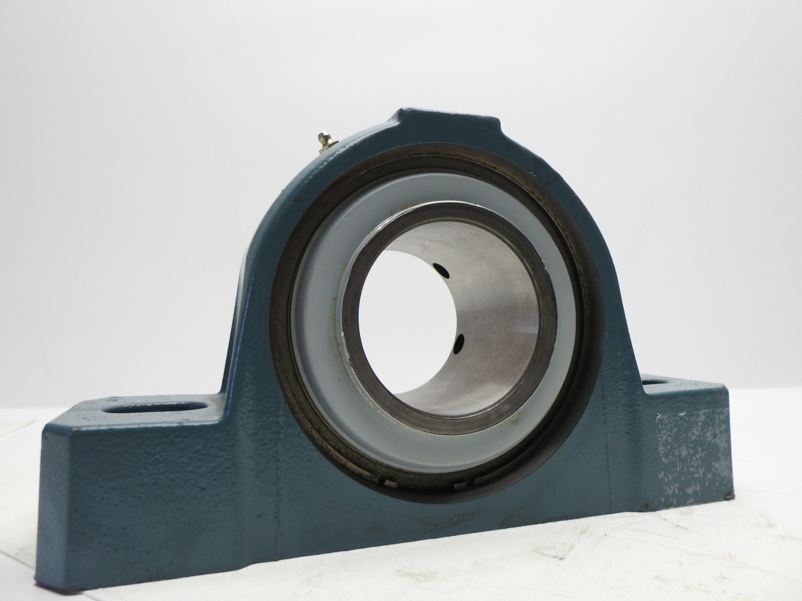Dodge P2B-S2-307RE Pillow Block Roller Bearing Unit, 3-7/16 in Bore Dia. – NEW