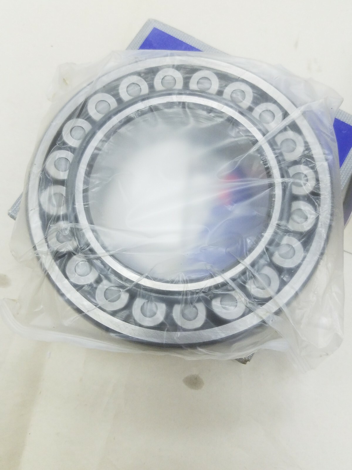NSK 22216 EAKE4 Spherical Cylindrical Roller Bearing made in Japan – NEW in Box