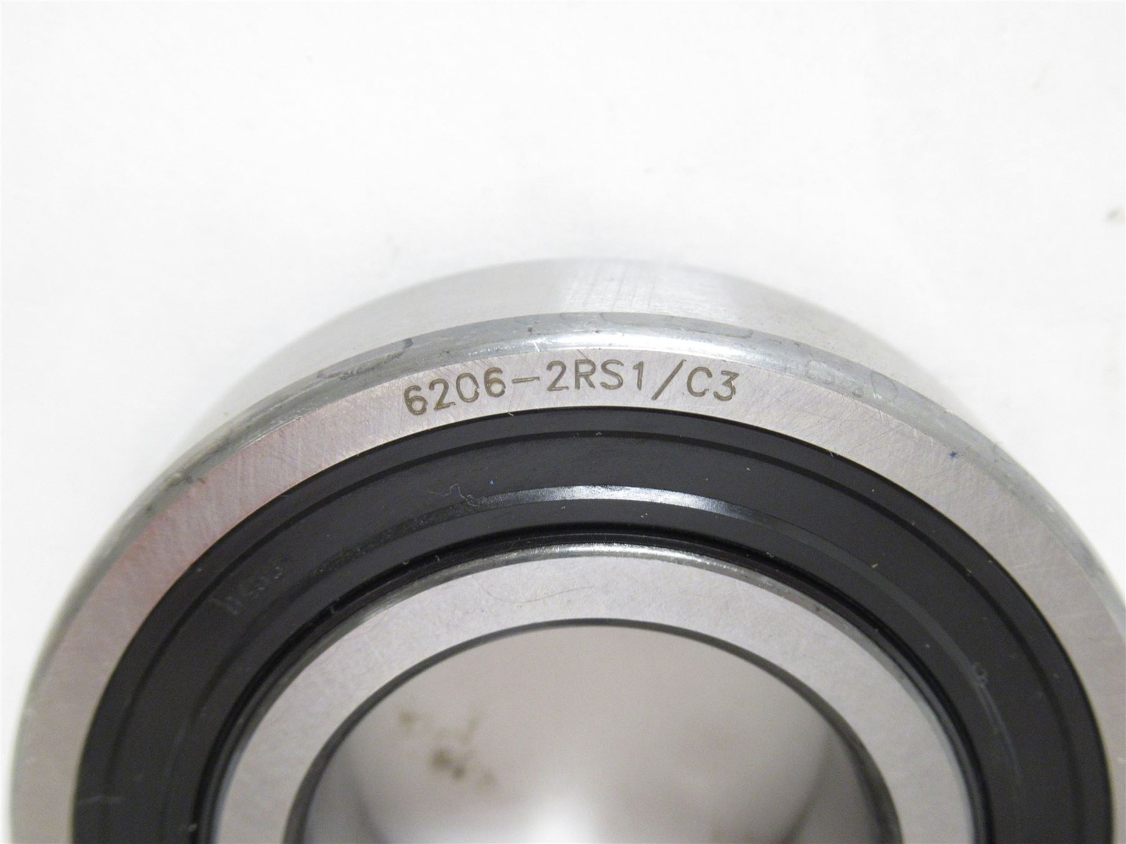 235000 New-No Box; SKF 6206-2RS1-C3 Ball Bearing 30mmID x 62mmOD x 16mm Width