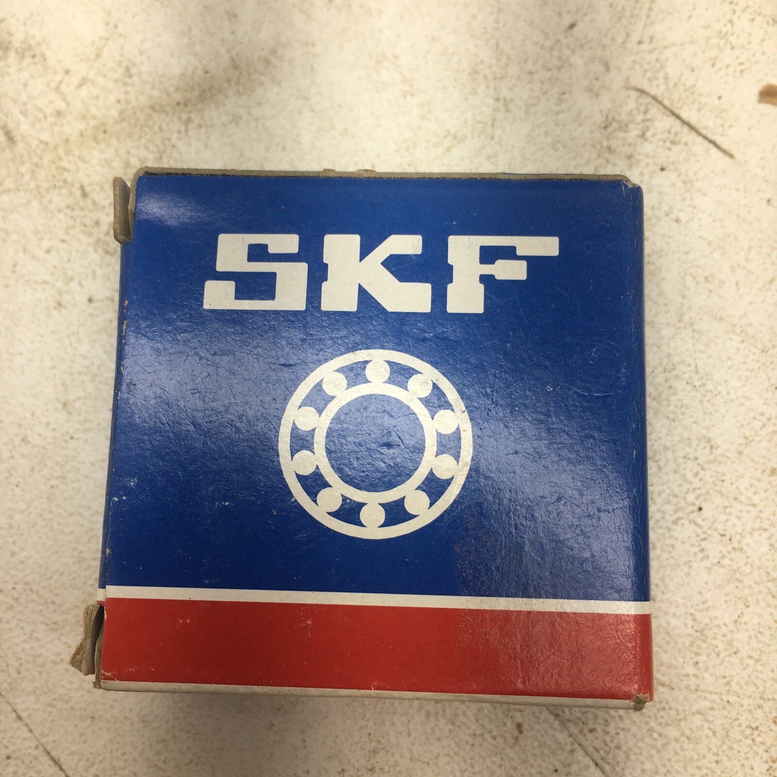 SKF 6001 2RSJEM Ball Bearing (New Old Stock)