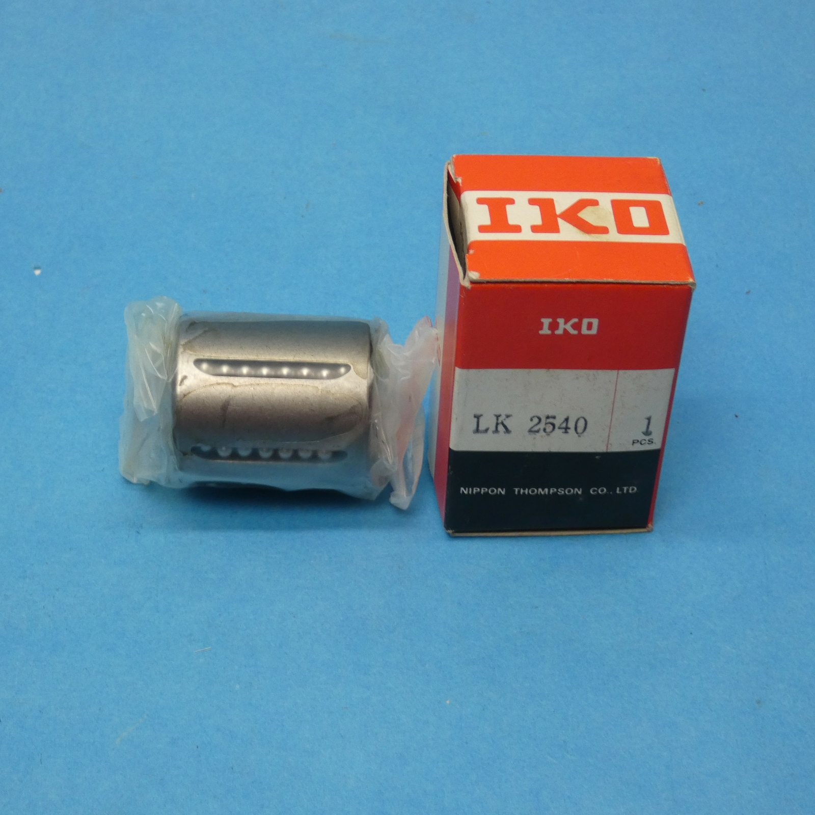 IKO LK2540 Compact Linear Ball Bushing 25 x 35 x 40 Open New