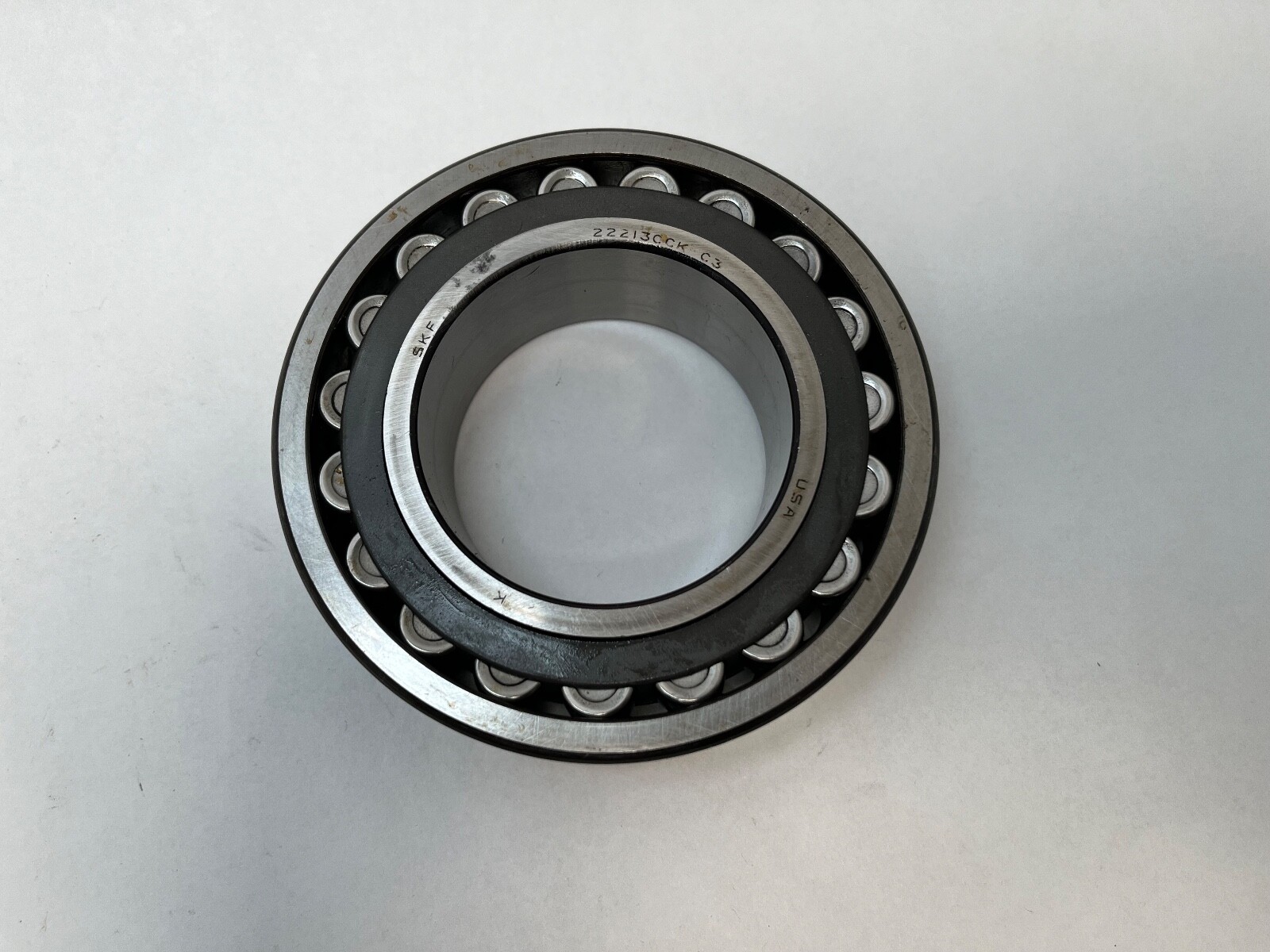 SKF 22213-CCKJ-C3-W33 Spherical Bearing 65x120x31 mm 22213-CC-K-J-C3-W33 USA