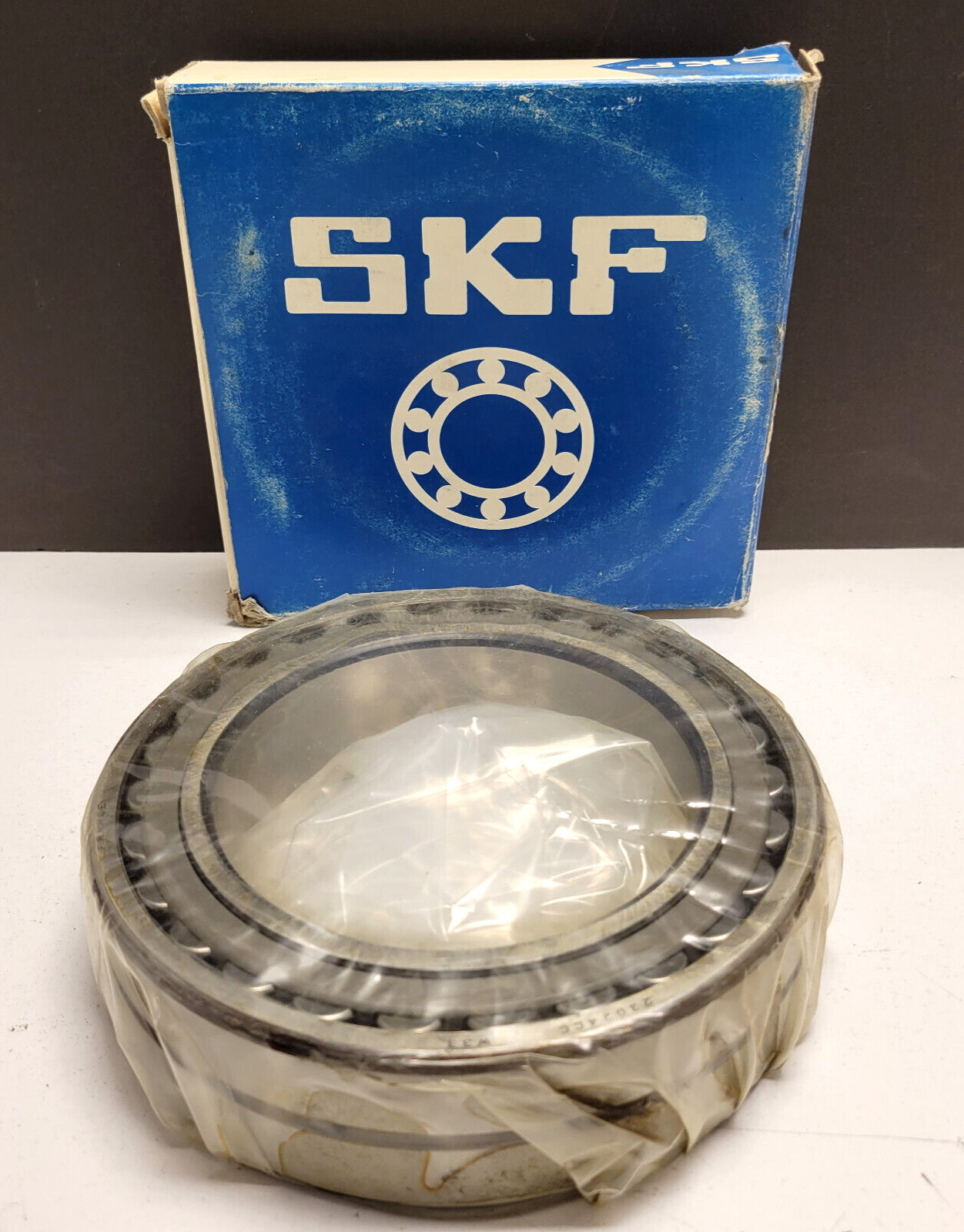 SKF 23024 CC /W33 Spherical Roller Bearing