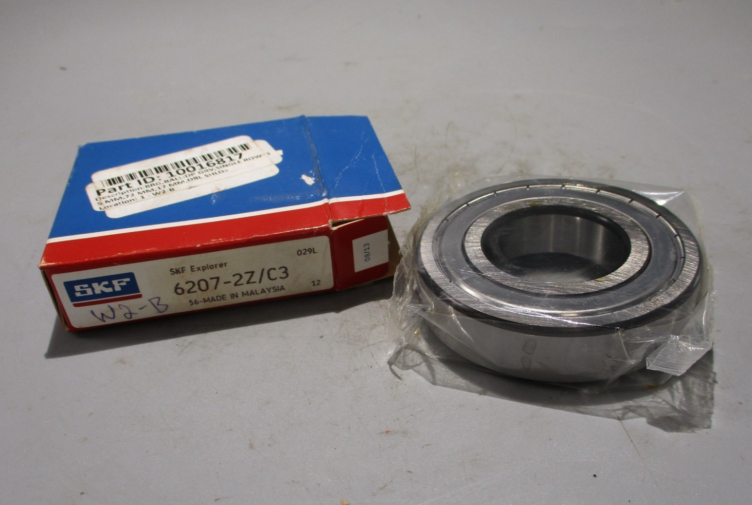 NEW SKF 6207-2Z/C3 SHIELDED BALL BEARING