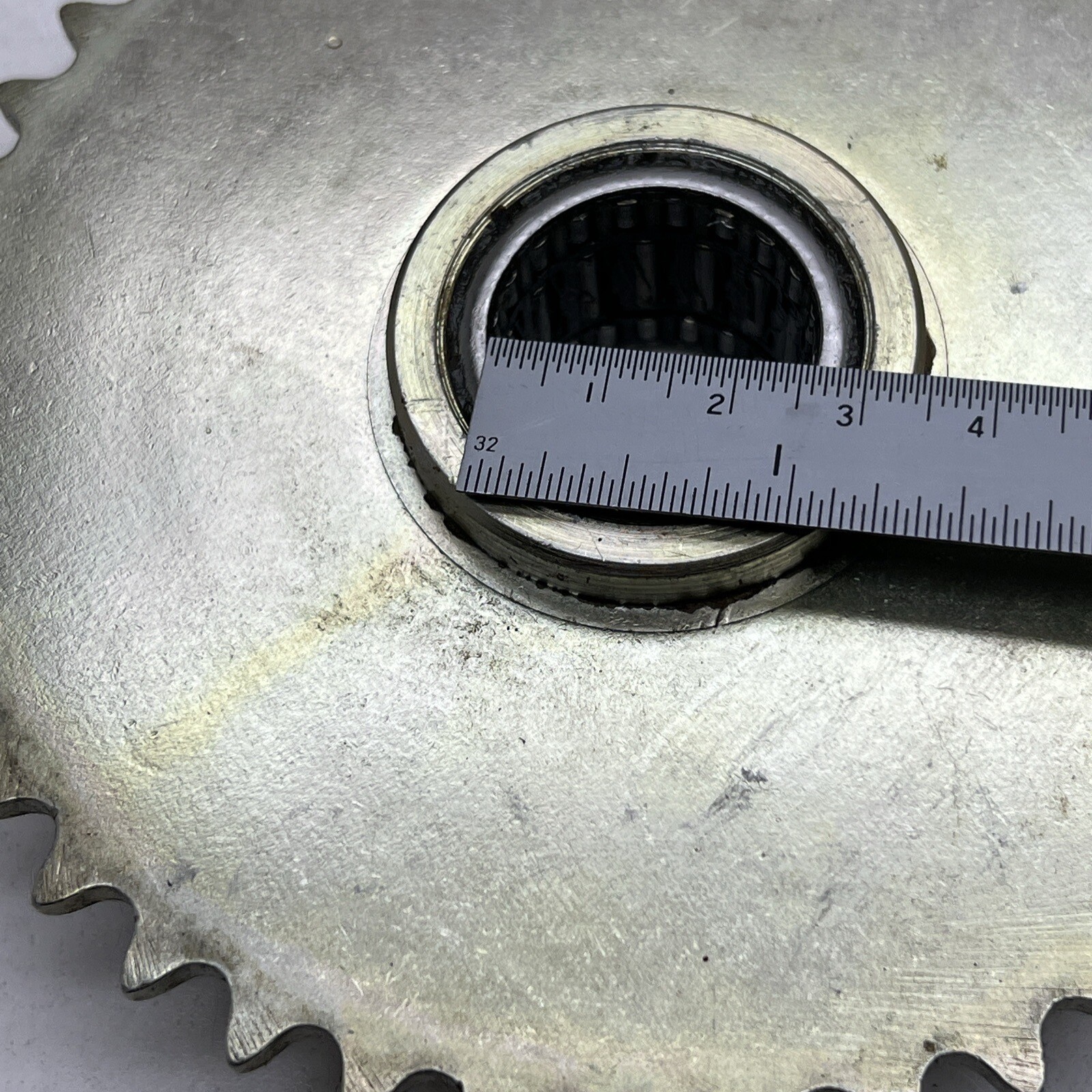 5″ Sprocket with 1″ Bore Needle Roller Bearing, RCB162117, Steel