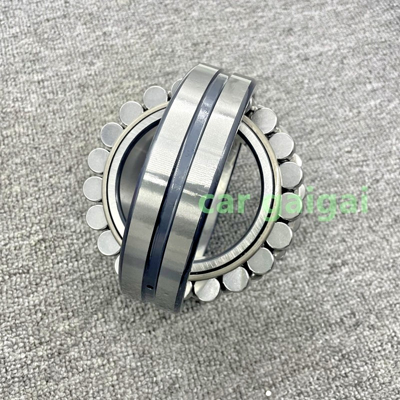 NEW SPHERICAL ROLLER BEARING Fits For SKF 22215 E C3 75x130x31（mm）