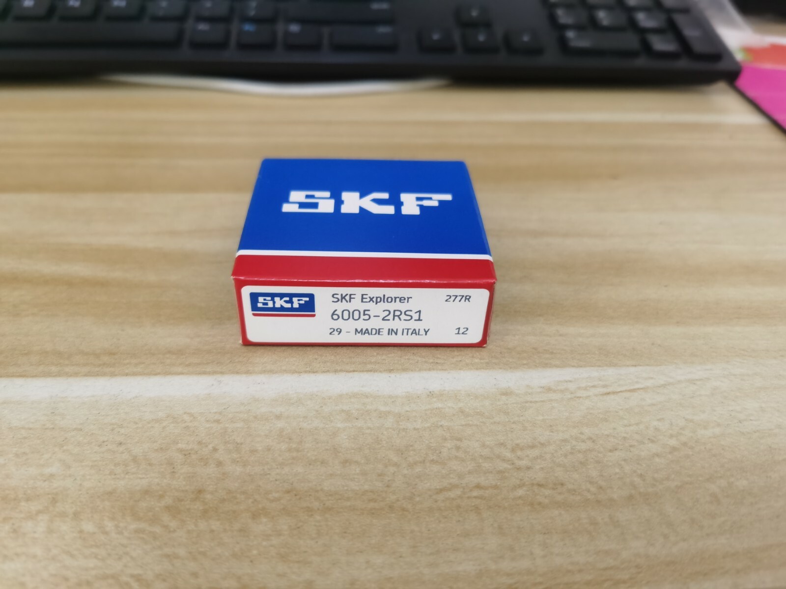 1PC NEW SKF 6005-2RS1 60052RS1 BALL BEARING FREE SHIP