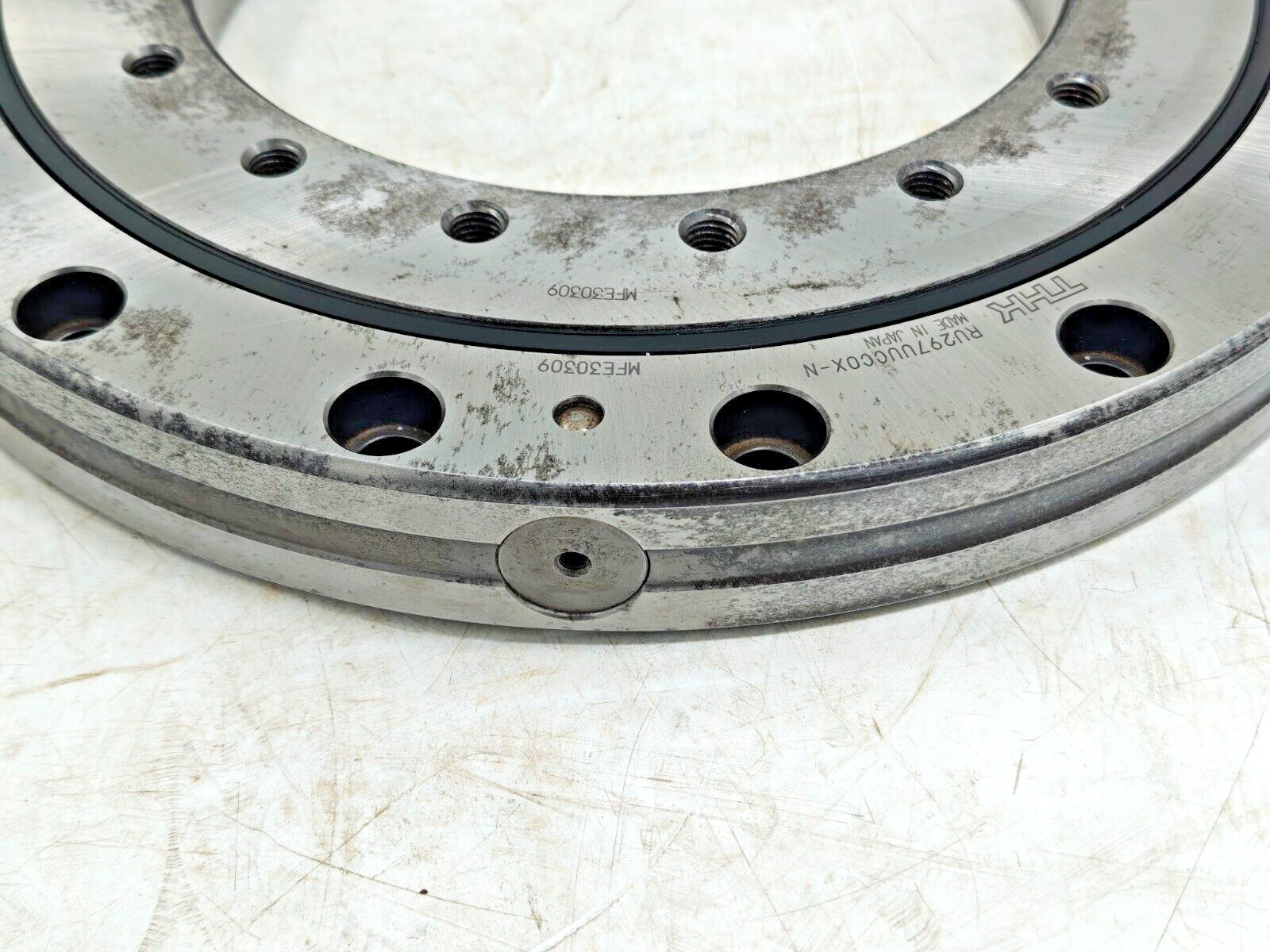 RU297UUCC0X-N THK Cross Roller Bearing 210x380x40 mm RU297 UUCC0X THK JAPAN NEW