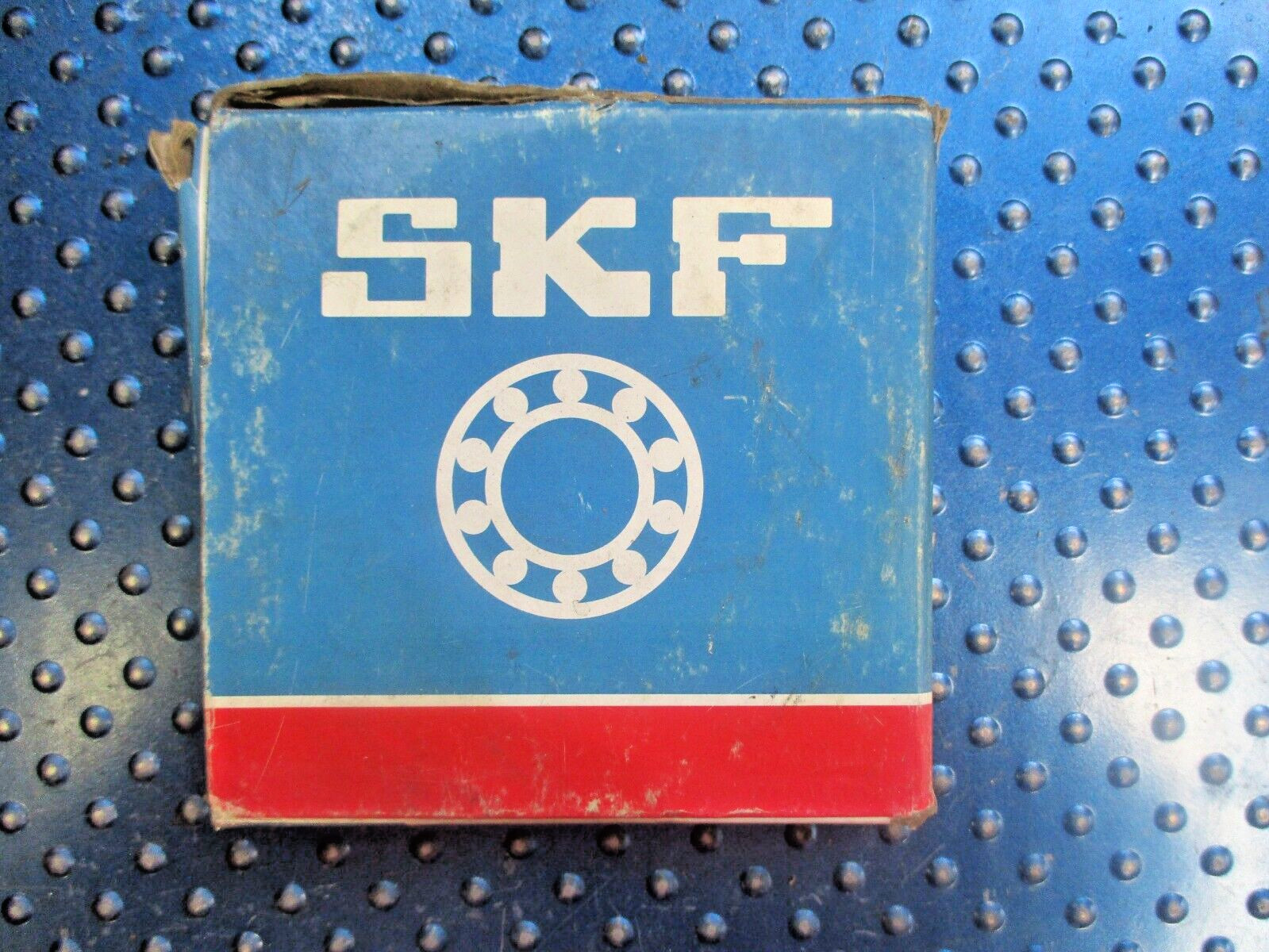 NEW SKF RADIAL DEEP GROOVE BALL BEARING 6212 2ZJEM