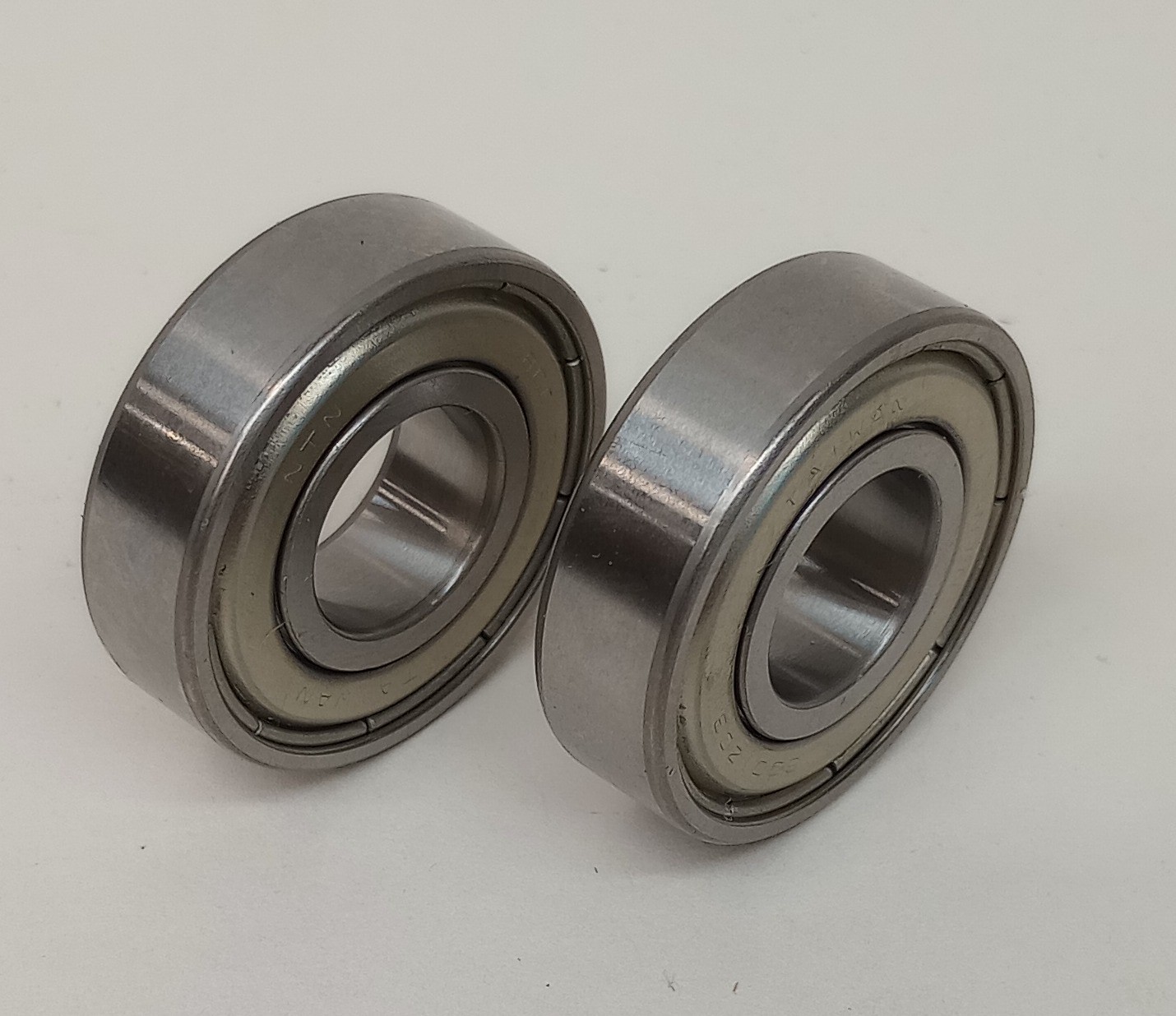 NTN 6001ZZC3/5C Ball Bearing Deep Groove 12mm ID X 28mm OD X 8mm W (Pack of 2)