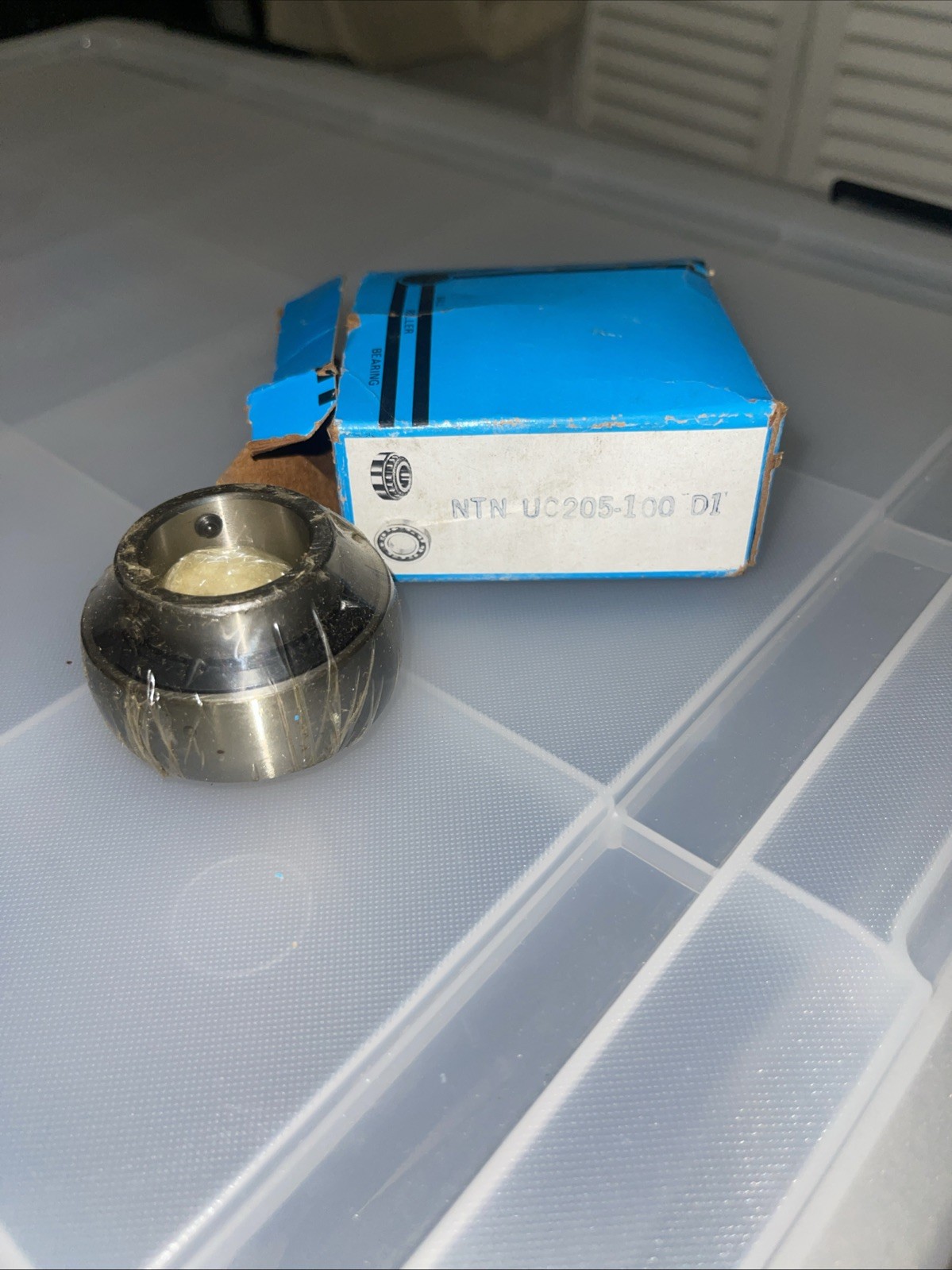 NTN UC205-100D1 Ball Insert Bearing