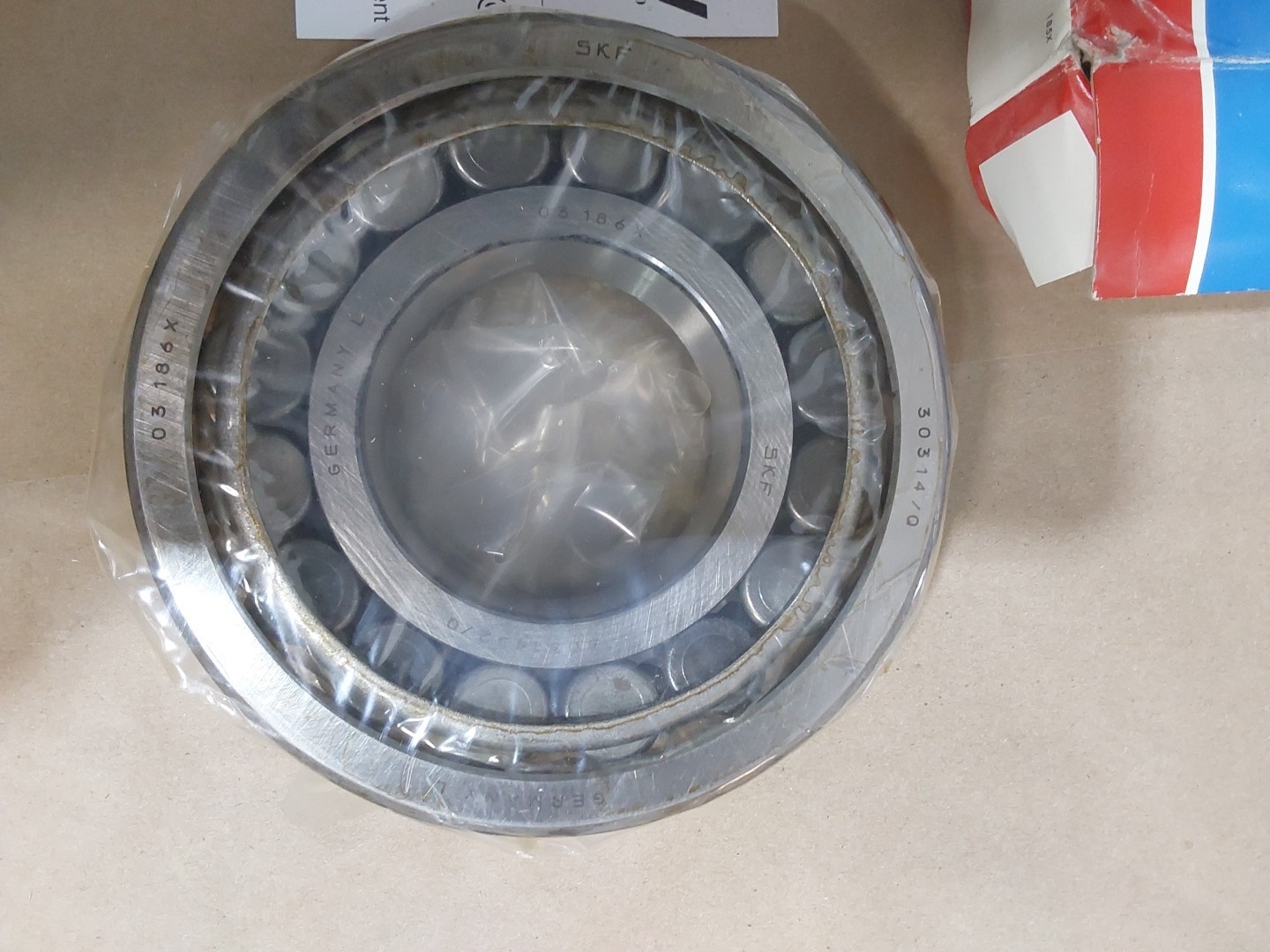 30314J2Q SKF New In BOX Taper Bearing