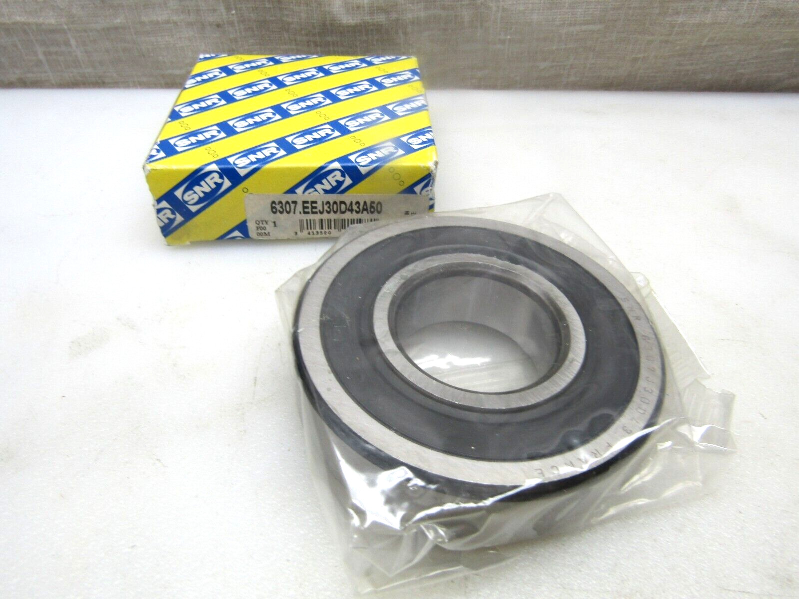 SNR 6307-2RS 6307.EEJ30 35mm X 80mm X 21mm Sealed Bearing