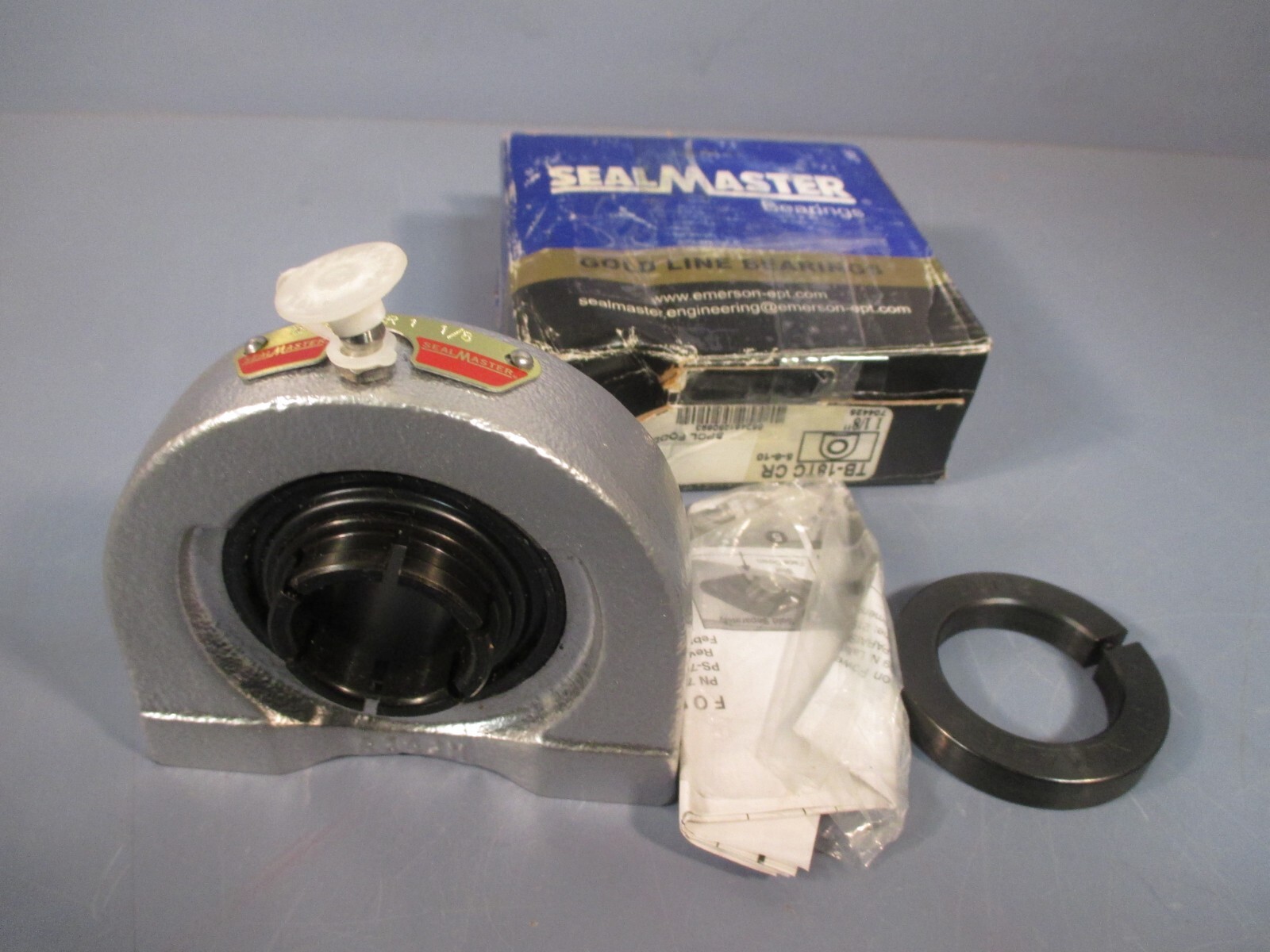 SEALMASTER PILLOW BLOCK BEARING 1 1/8″ TB-18TC CR