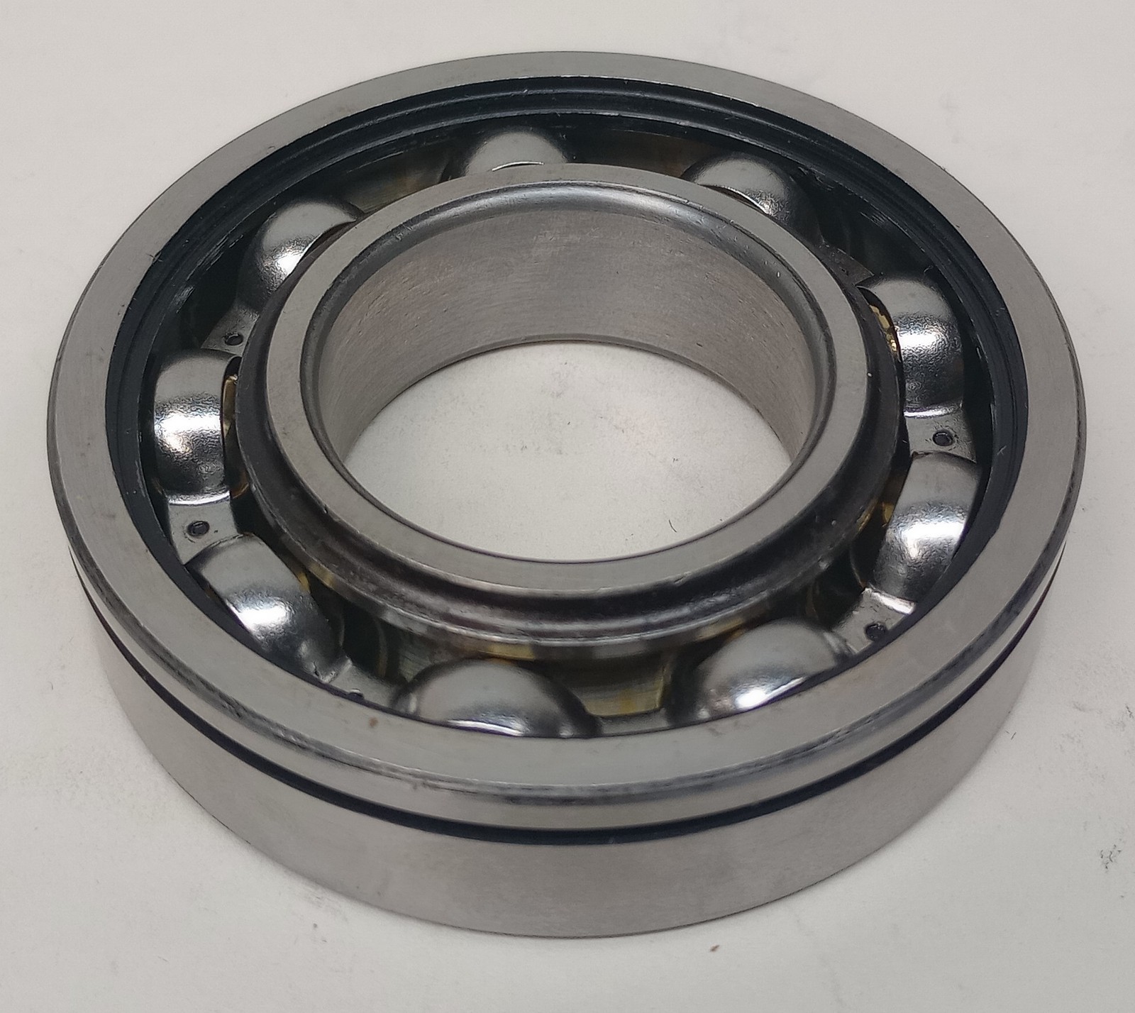 Fafnir 207KDG Ball Bearing 35mm X 72mm X 17mm Single Shielded No Snap Ring
