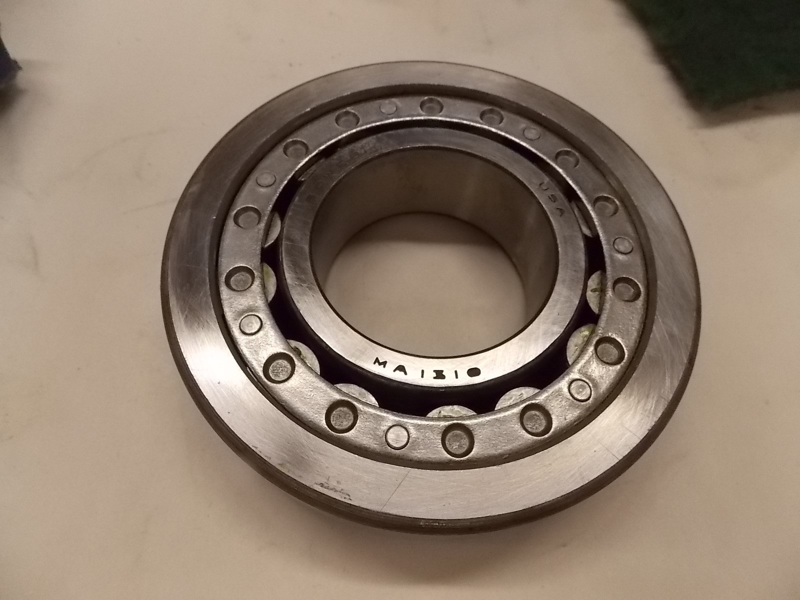 New Bower / BCA MA1310-EL One Row Cylindrical Roller Bearing 50mmx110mmx27mm T4
