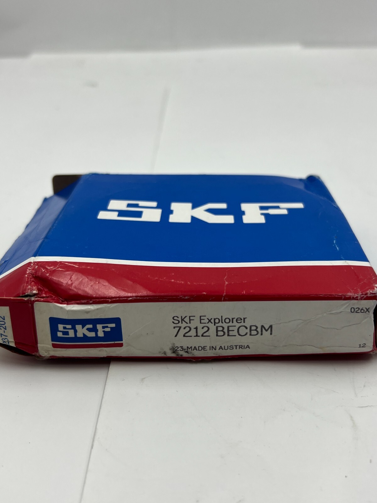 SKF 7212-BECBM Single Row Angular Contact Ball Bearing 60mm Bore x 110mm x 22mm