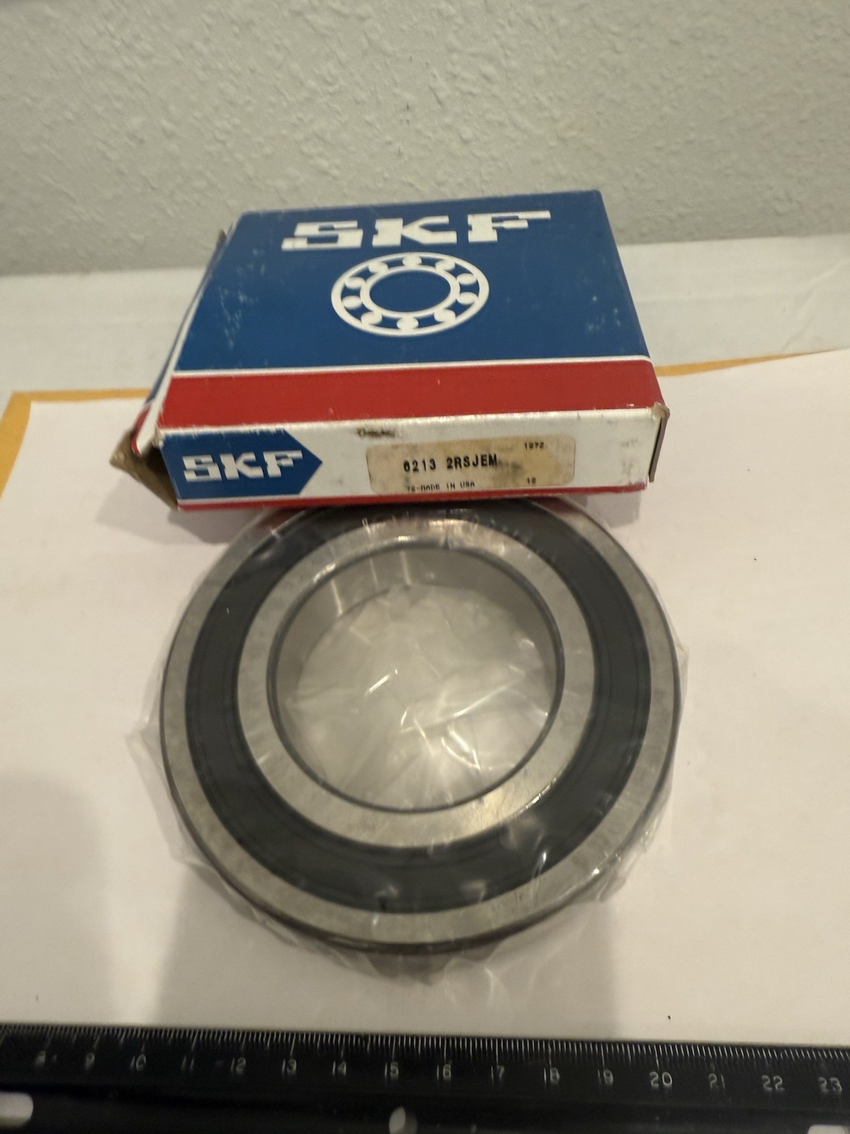 New SKF 6213 2RSJEM Deep Groove Bearing, 65mm ID, 120mm OD, 23mm Width