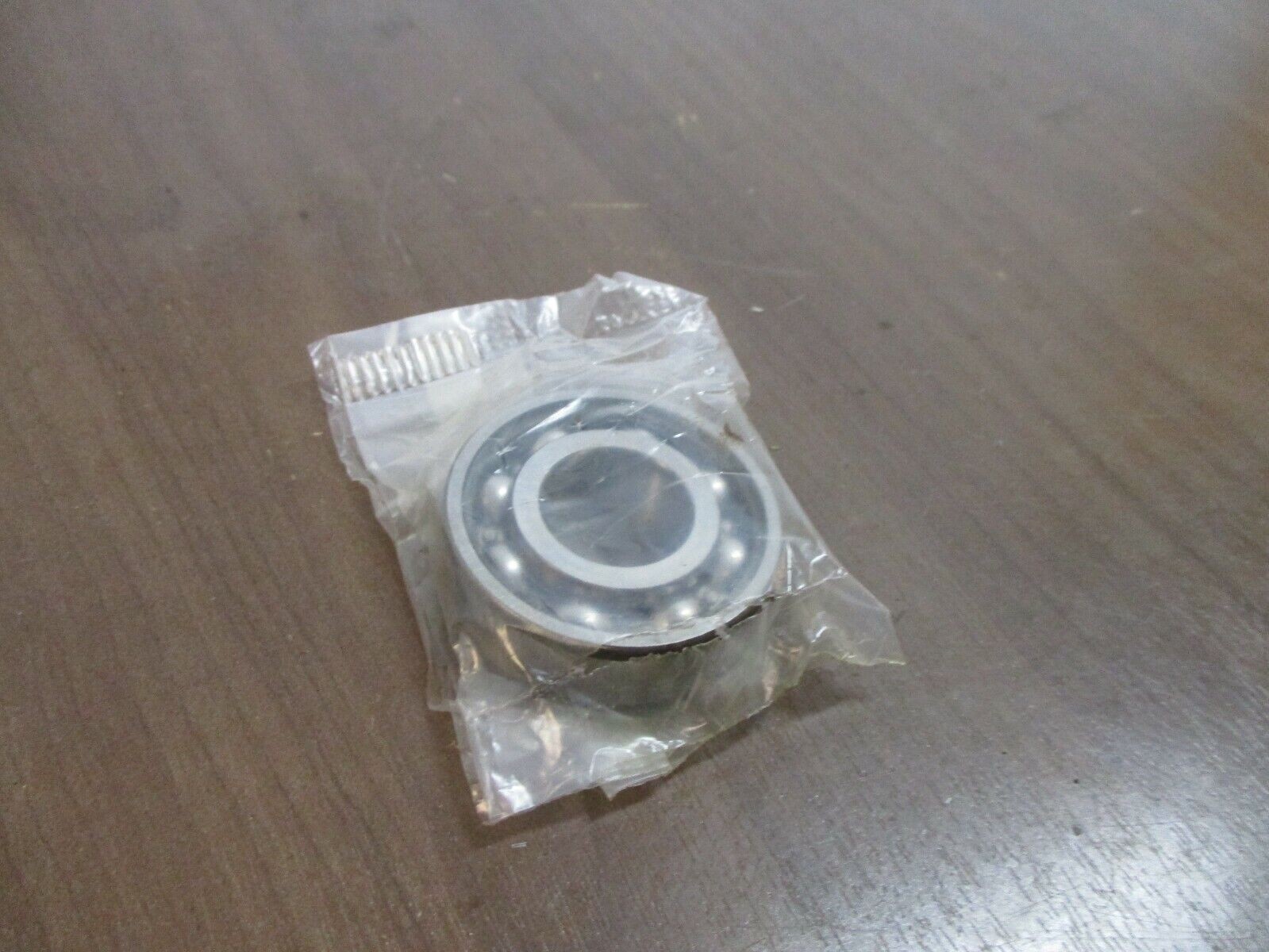 SKF Ball Bearing 6203-ZJ New Surplus