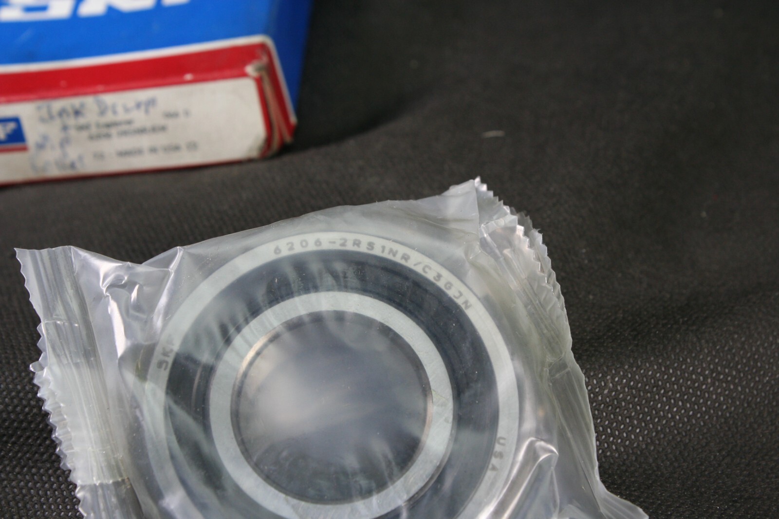 ONE (1) SKF 6206 2RS1NRJEM Deep Groove Bearing 30 MM ID USA NEW