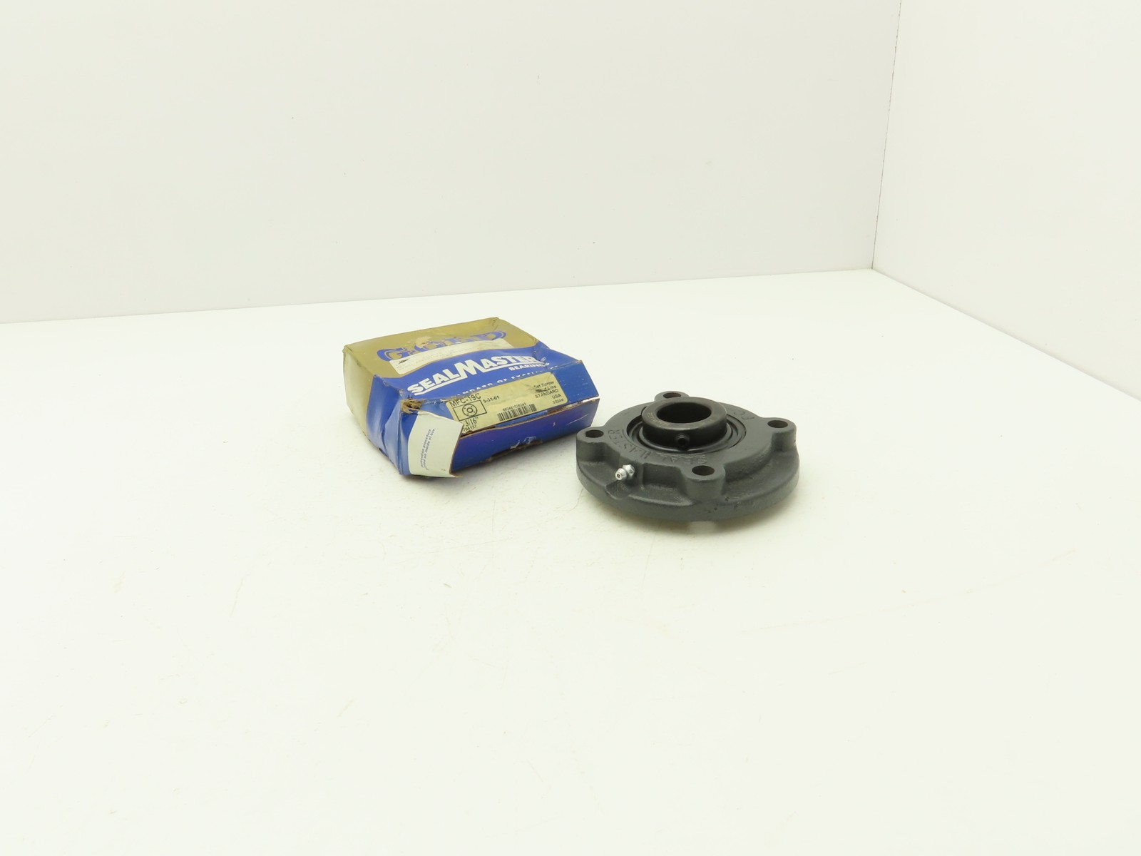 SealMaster MFC-19C Flange Mount Ball Bearing 1 3/16″ Bore Bearing Insert 3-13C