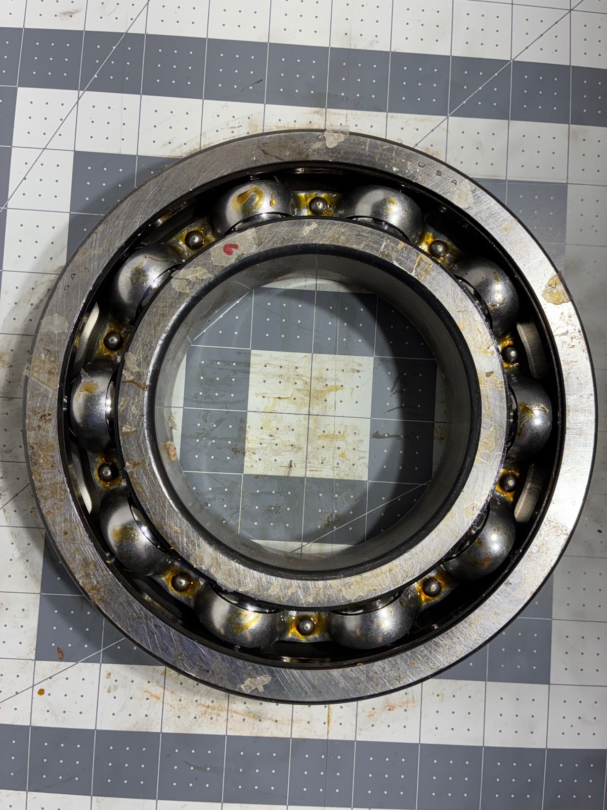 SKF 6222 – Single Row Deep Groove Ball Bearing – Made in USA – New Open Box