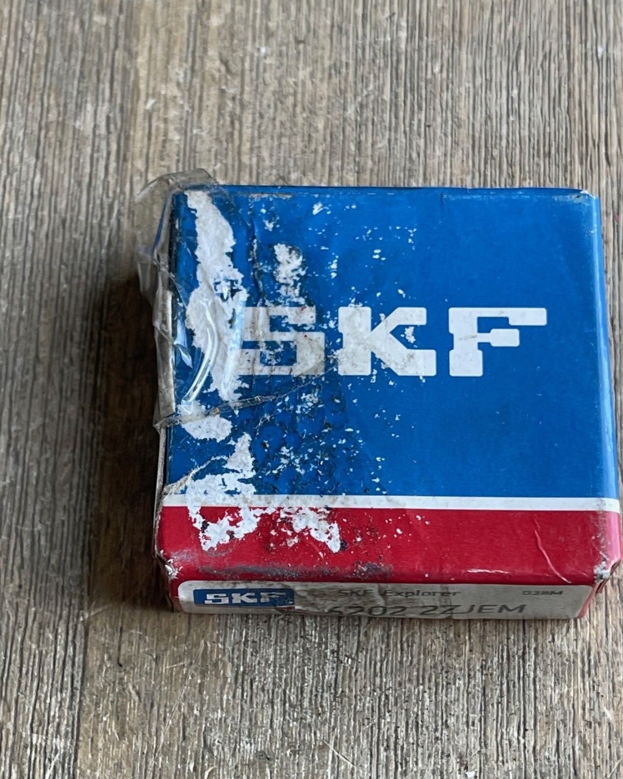 SKF EXPLORER 6202 2ZJEM METAL SHIELDED BALL BEARING NEW