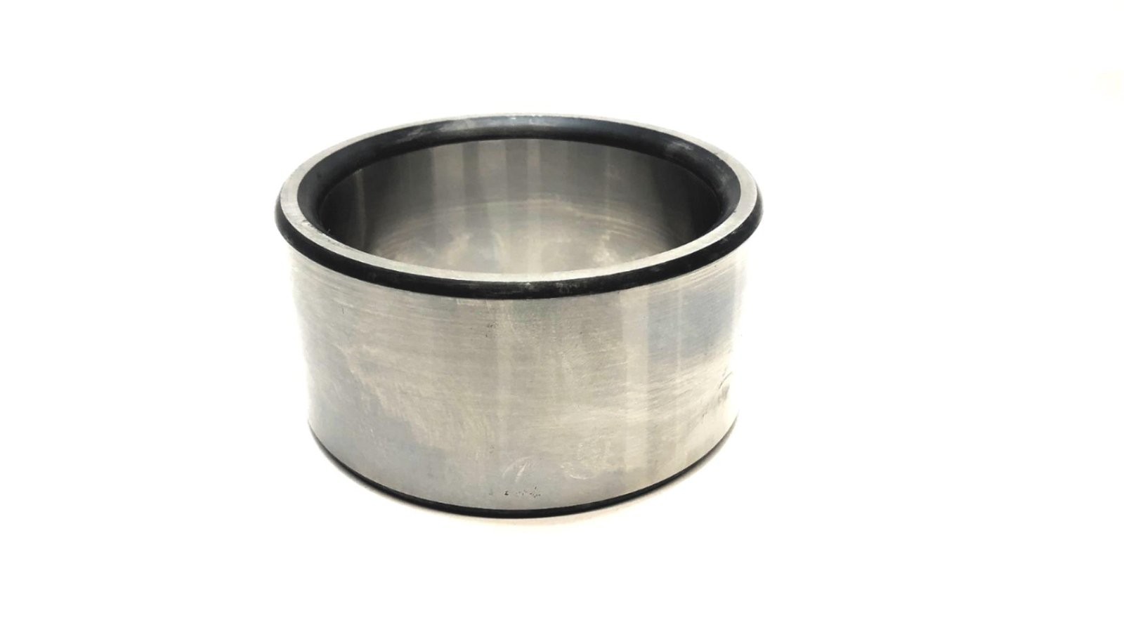Unbranded Cylindrical Roller Bearing Inner Ring (No Box) MA5220 NOS