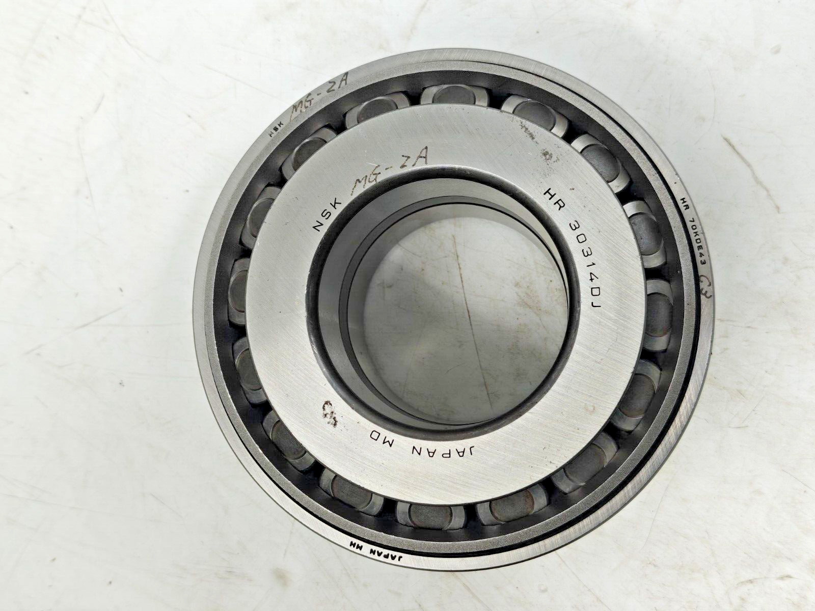 NSK HR 30314 DJ / HR 70KDE43 C3 Double-Row Tapered Roller Bearings
