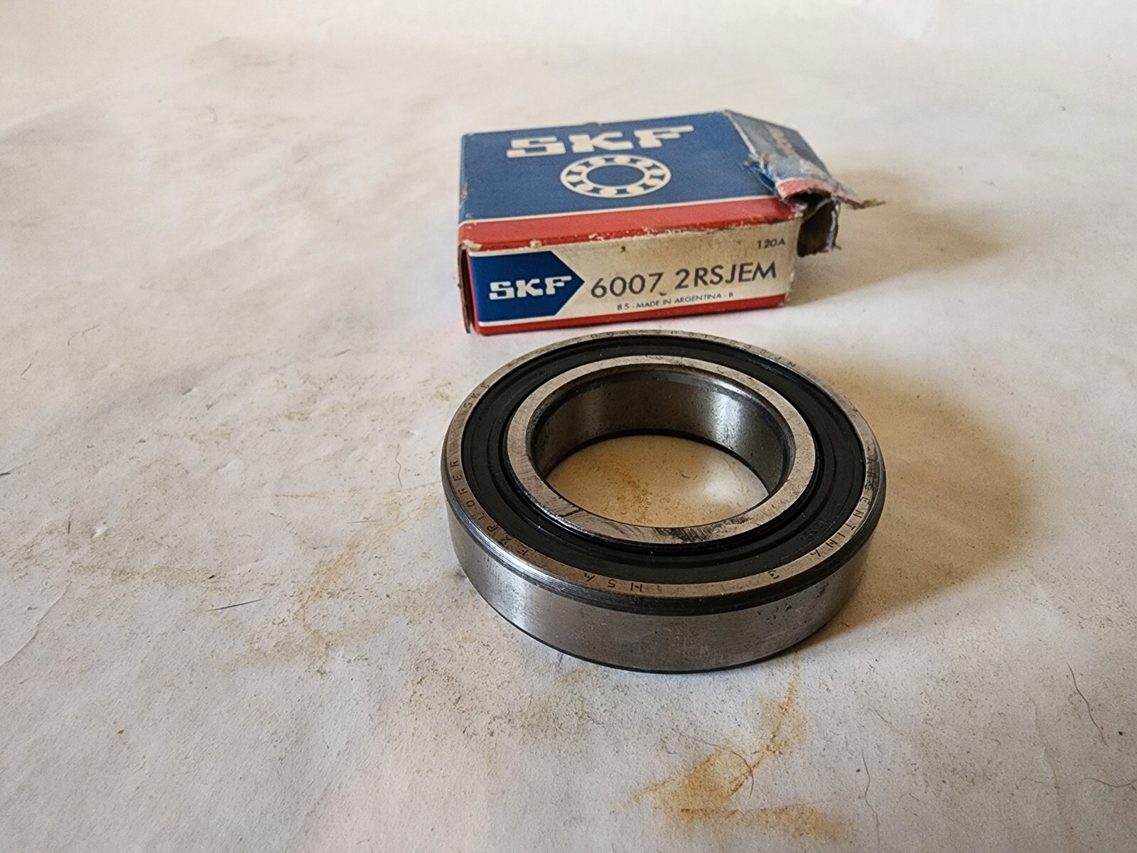 SKF Explorer 6007-2RSJEM Radial/Deep Groove Ball Bearing