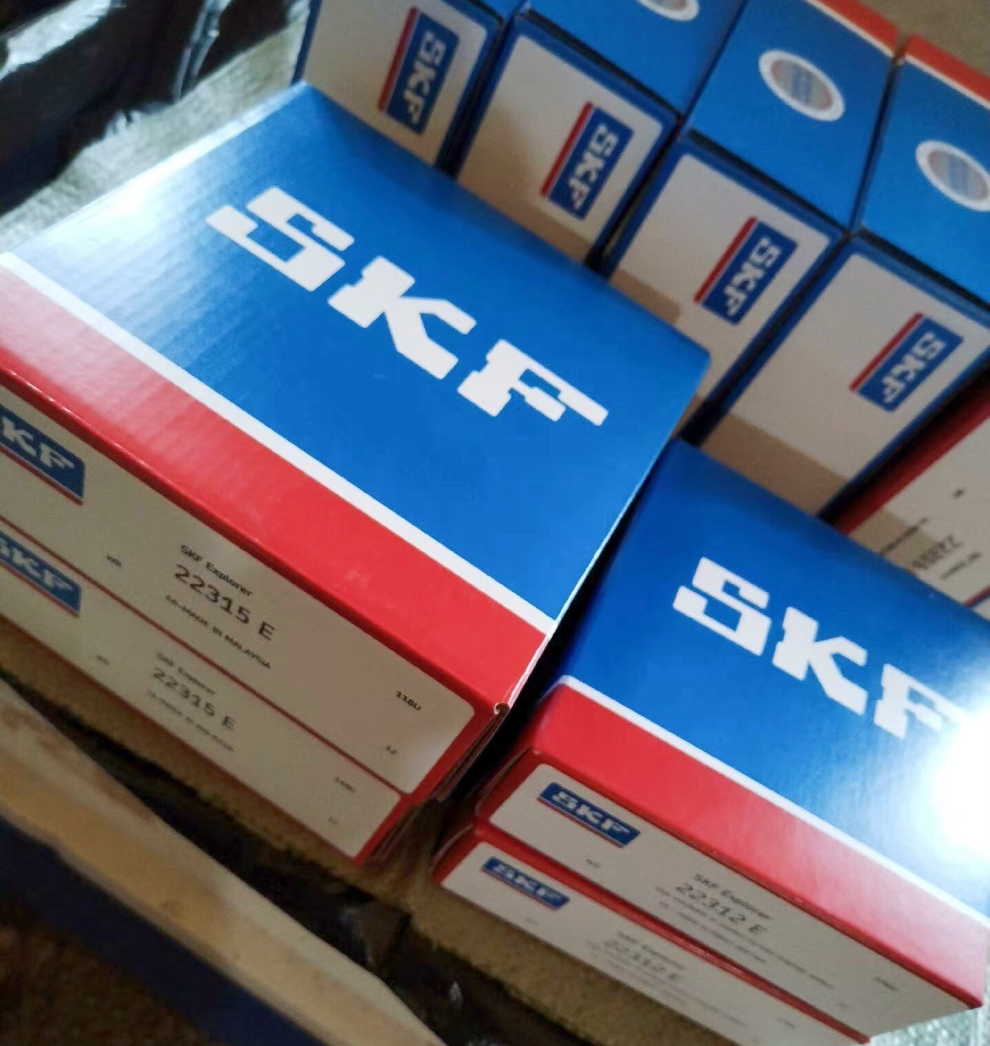 1PC SKF 22315 E spherical roller bearing