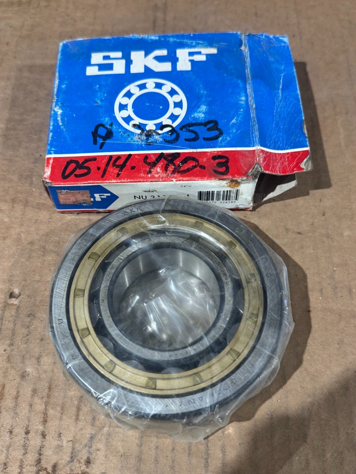 NEW IN BOX SKF CYLINDRICAL ROLLER BEARING NU311ECM