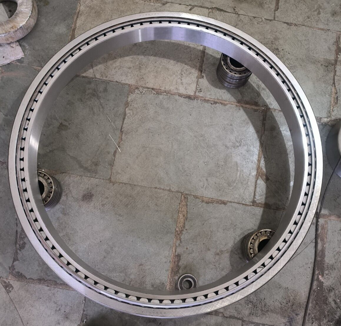 JL286948H / JL286910 Tapered Roller Bearing Cone & Cup , 928mm x 1060mm x 92mm