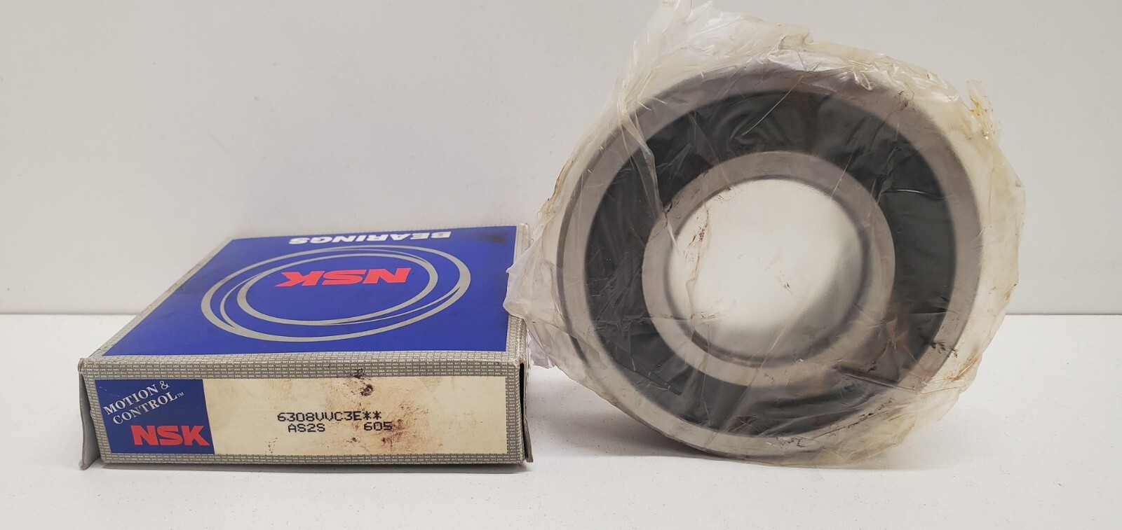 NEW OLD STOCK! NSK DEEP GROOVE BALL BEARING 6308VVC3