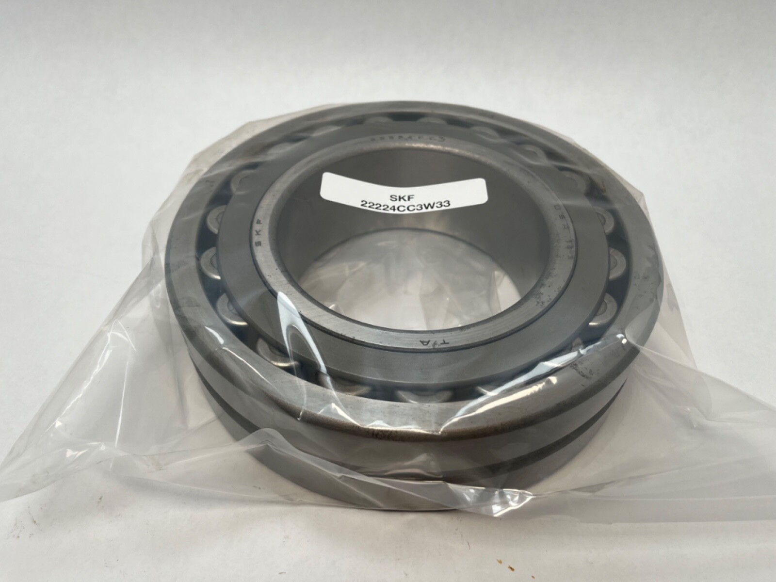 SKF 22224-C/C3W33 Spherical Bearing 120x215x58 mm 22224-C-C3-W33 USA