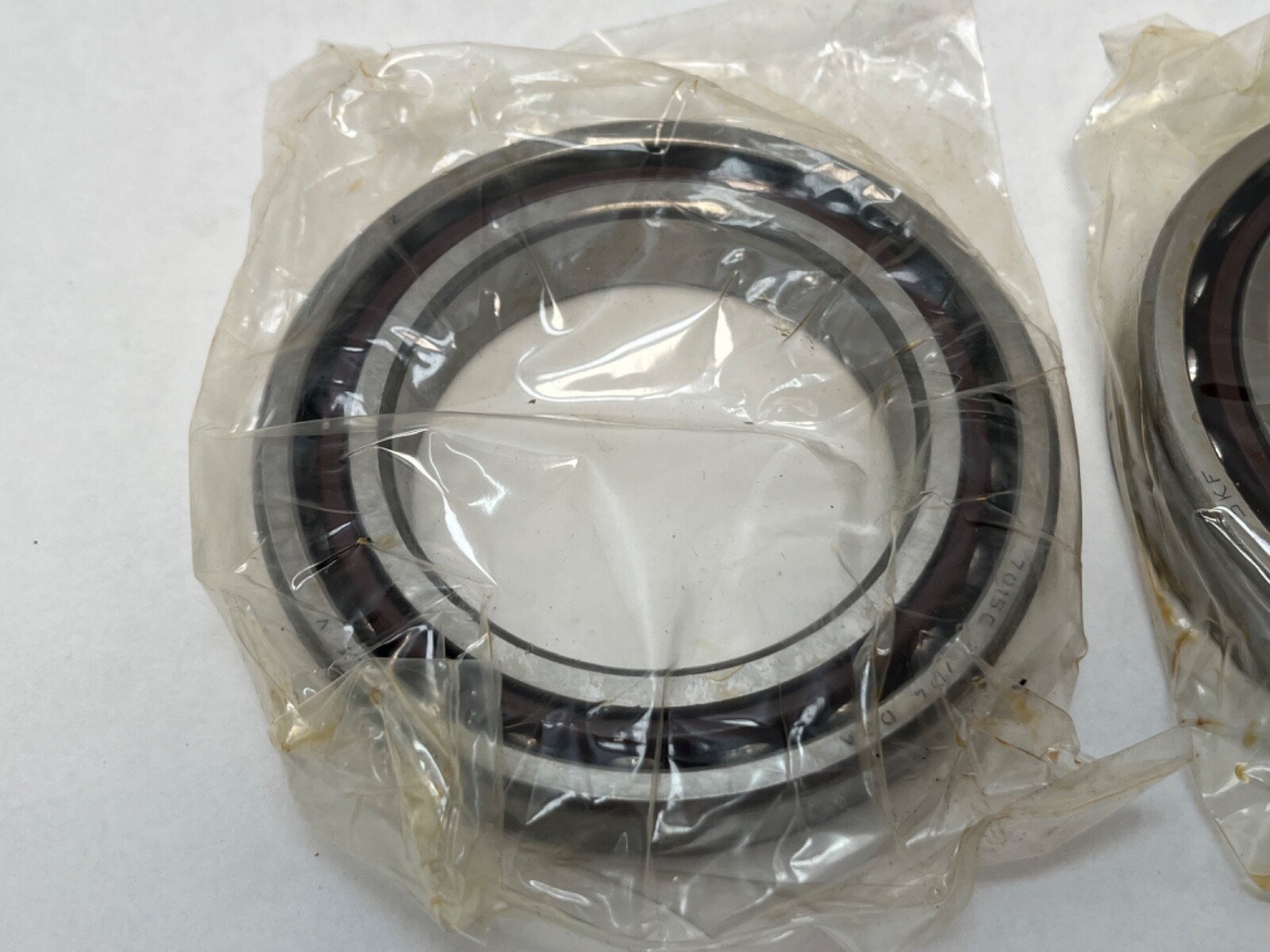 SKF 7015-CD/P4DGA Angular Bearing 75x115x20 mm 7015C 7015-C-P4-DGA Italy 2 Pcs