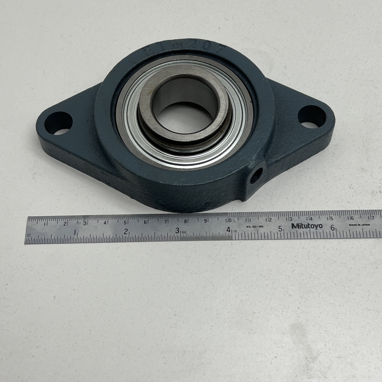 FTN207 Flanged 2-Bolt Mounted Ball Bearing 1-1/4″ Bore with SA207-20G Insert