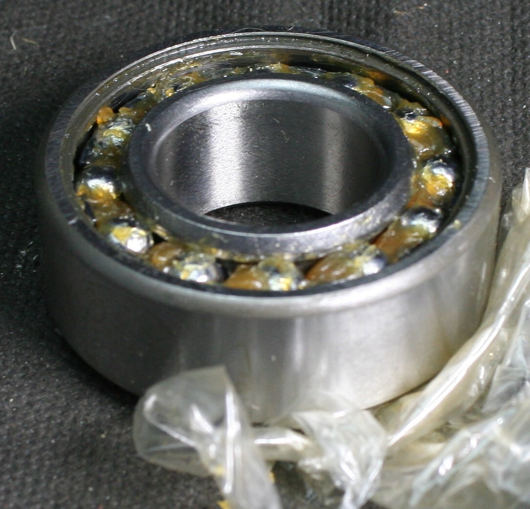 One (1) IJK 2205 RS Double Row Self Aligning Bearing ONE SEAL 25MM ID Japan NEW