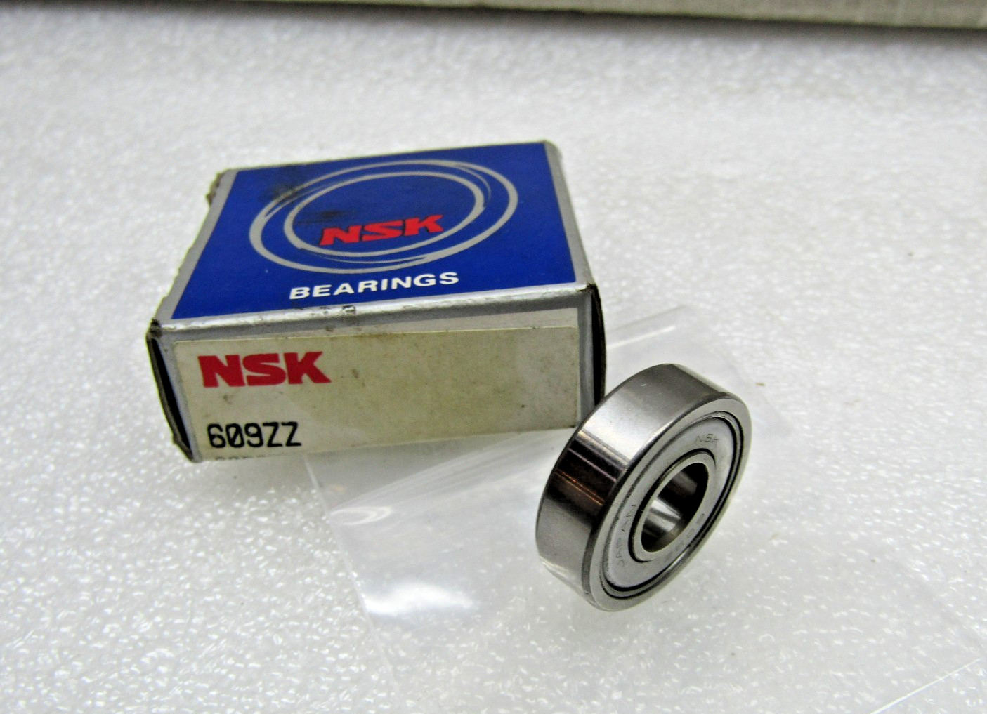 NSK 609-ZZ 9mm X 24mm X 7mm Shielded Bearing