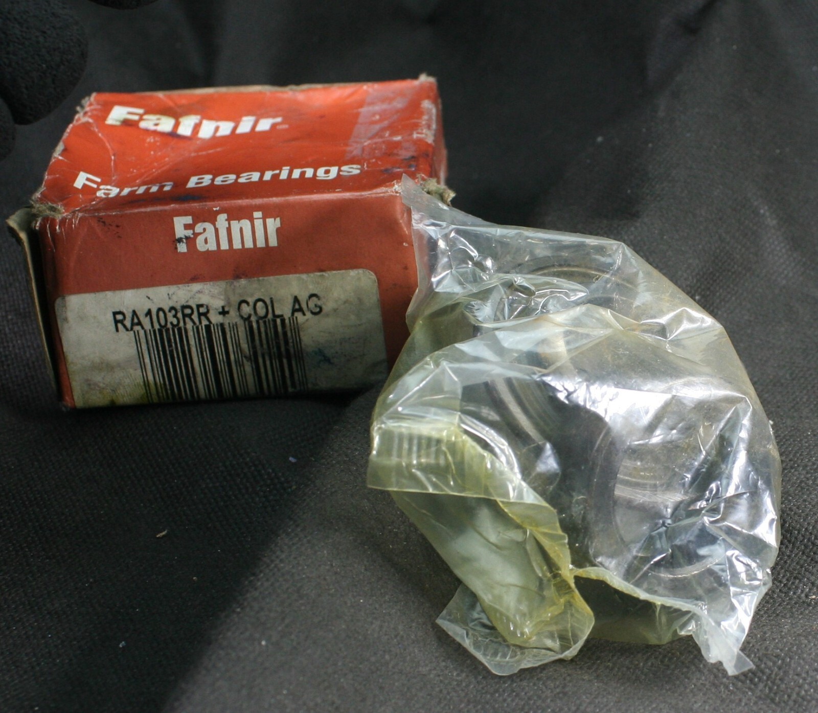 One (1) Fafnir RA103RR + COLAG Insert Bearing 1-3/16″ Bore NEW