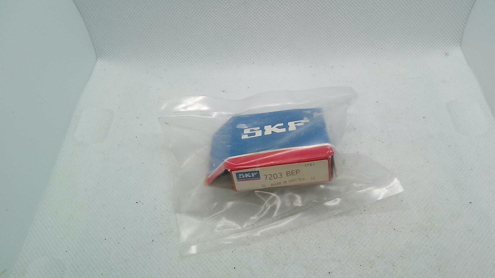 SKF 7203 BEP Angular Contact Bearing – 17 mm Bore, 40 mm OD, 12 mm Width, Open,