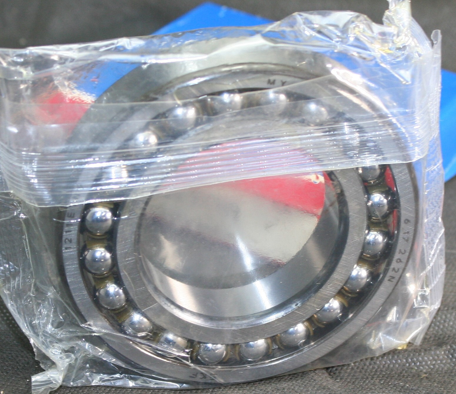 One (1) SKF 1211 ETN9 Self Aligning Ball Bearing 55 MM Bore NEW