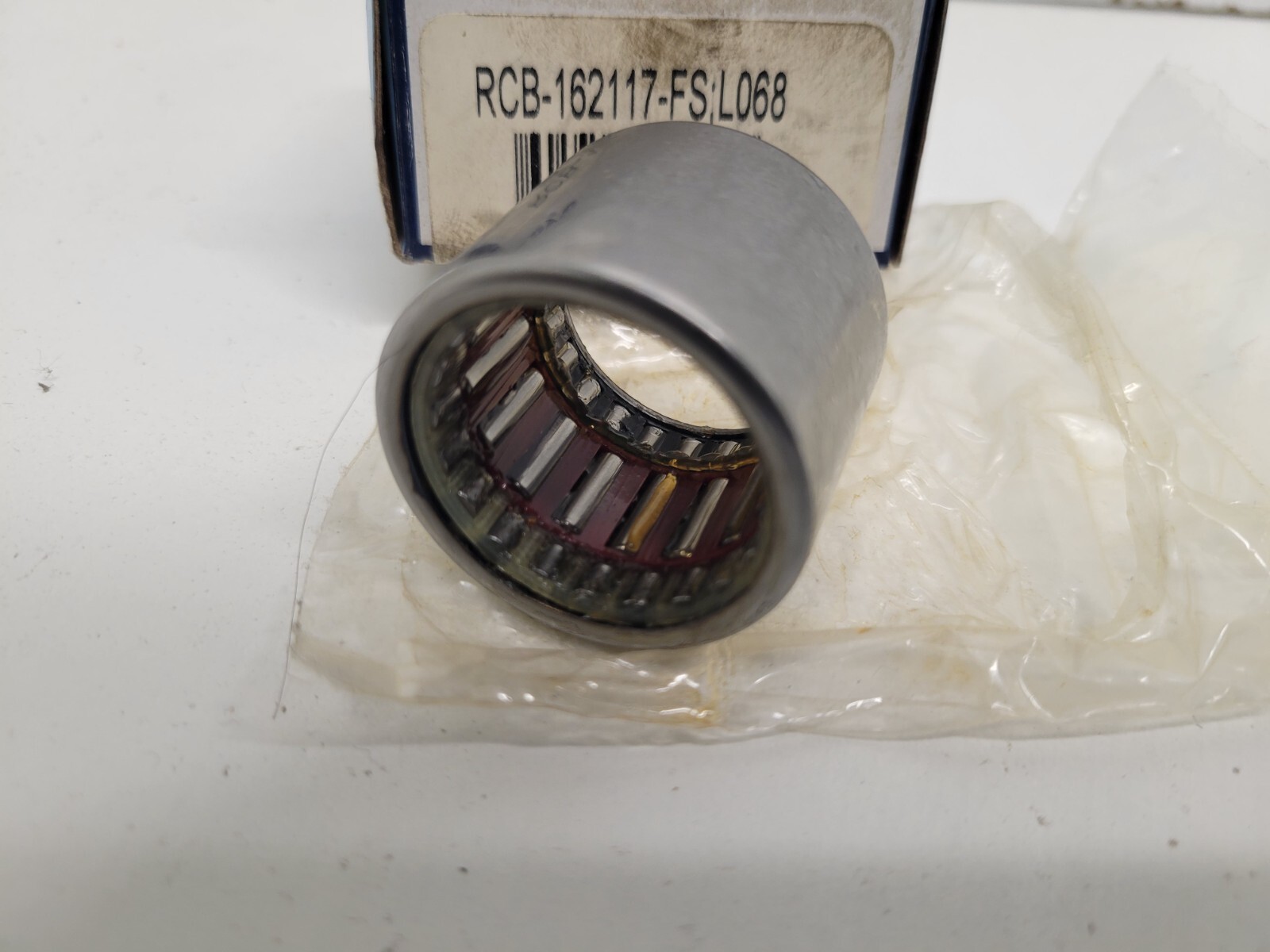 NEW IN BOX! KOYO NEEDLE ROLLER BEARING RCB-162117-FS L068