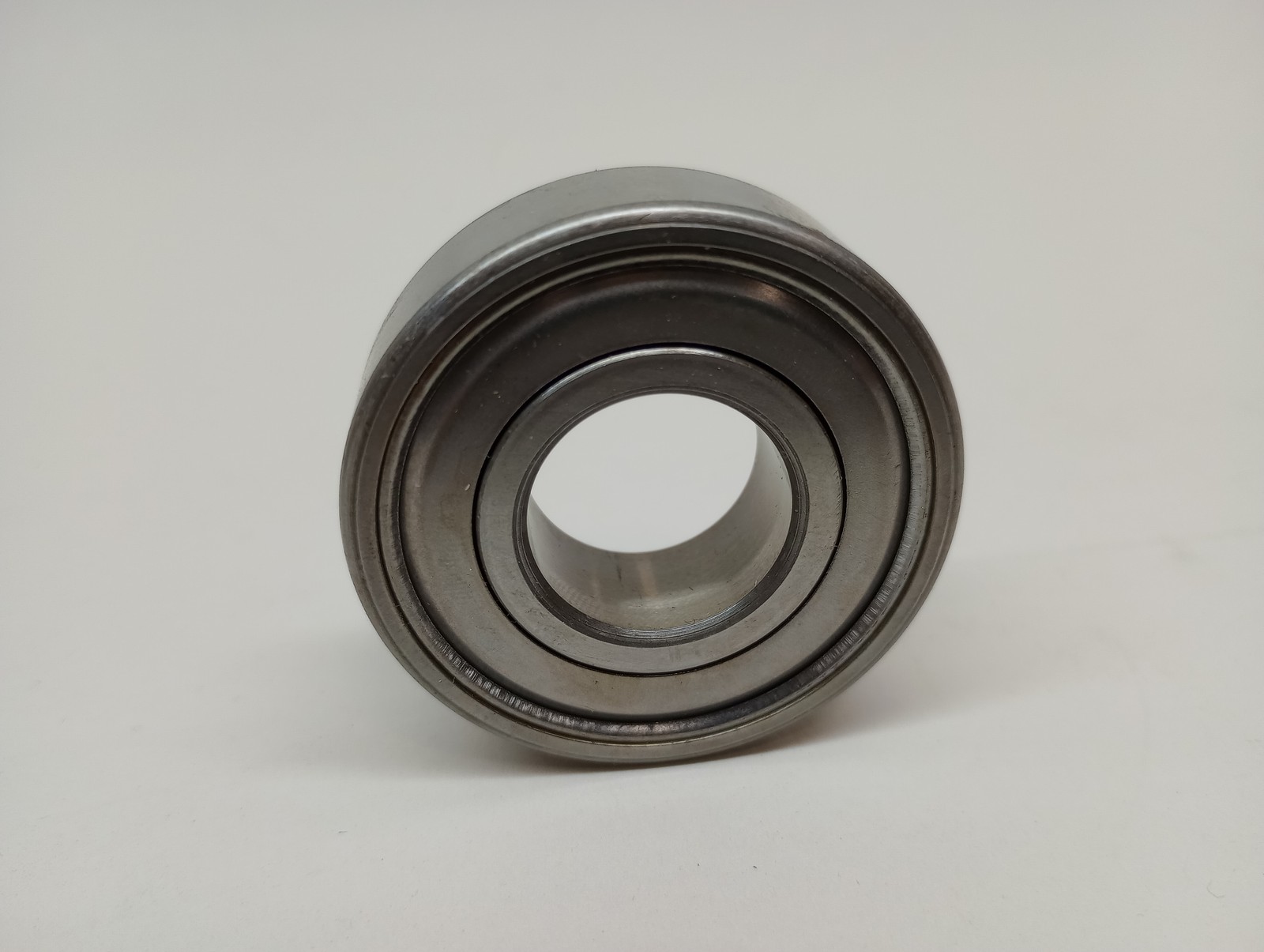 NDH 77504 New Departure Double Shielded Ball Bearing 3204 20 ID x 47 OD x 14 W