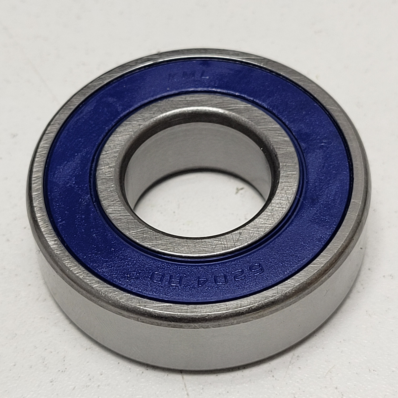 3110-00-109-1123 Annular Ball Bearing 6204-2rsh/c3 ** 31 units **