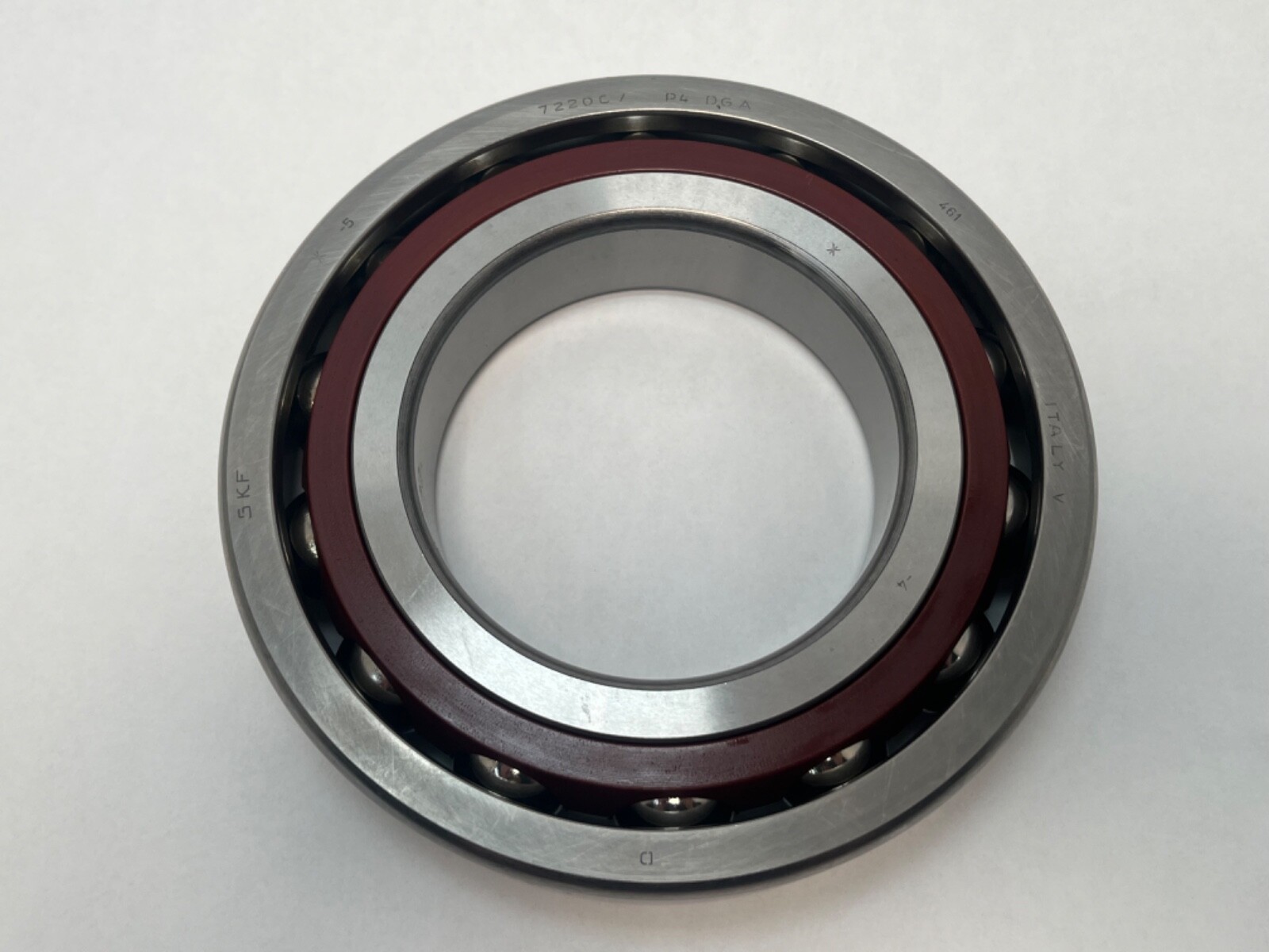 SKF 7220-CGA/P4 Angular Bearing 100x180x34 mm 7220C 7220-C-P4-DGA Italy