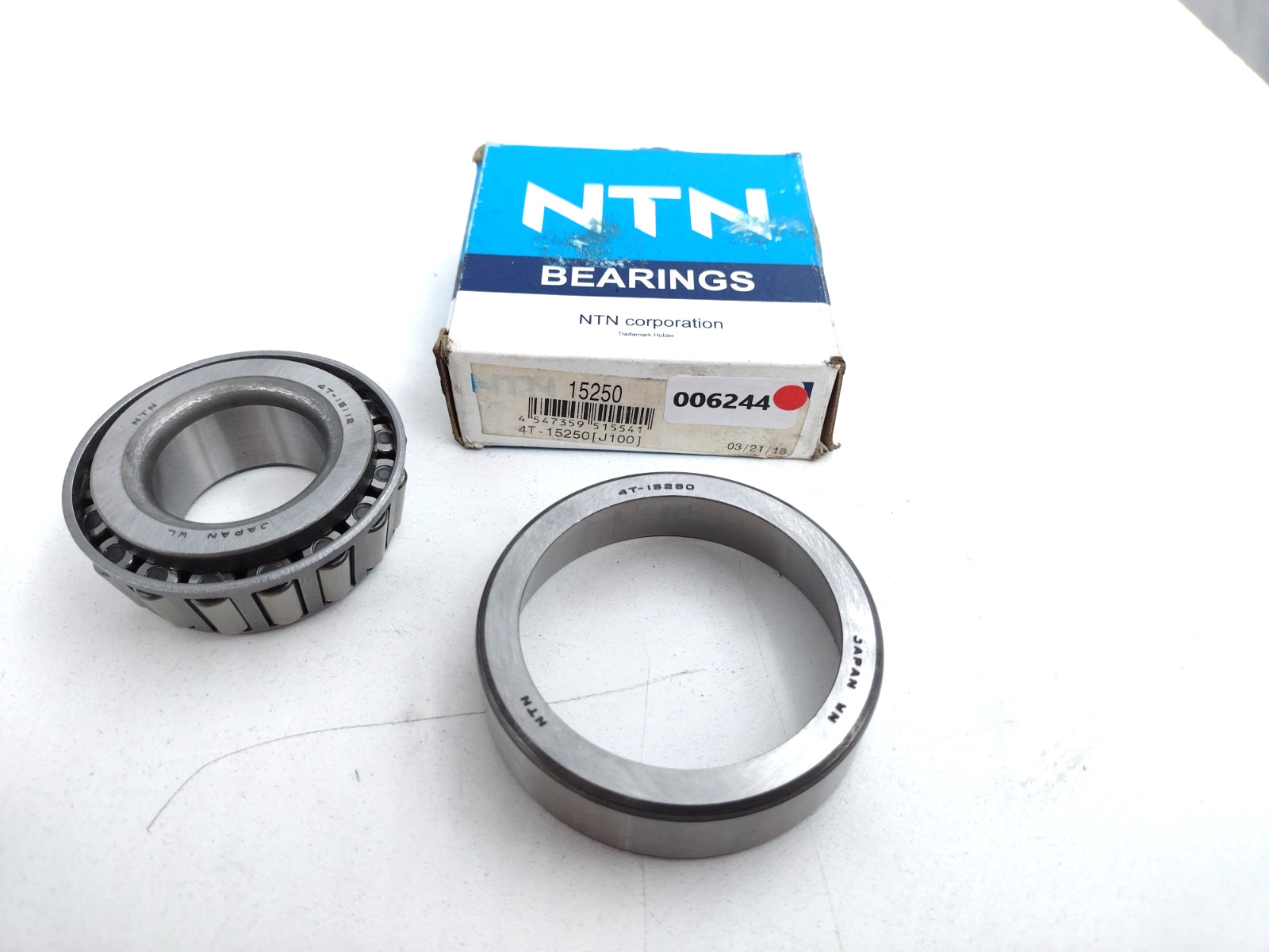 *** NTN 4T-15112 / 15250 Tapered Roller Bearing 28.58 mm Bore