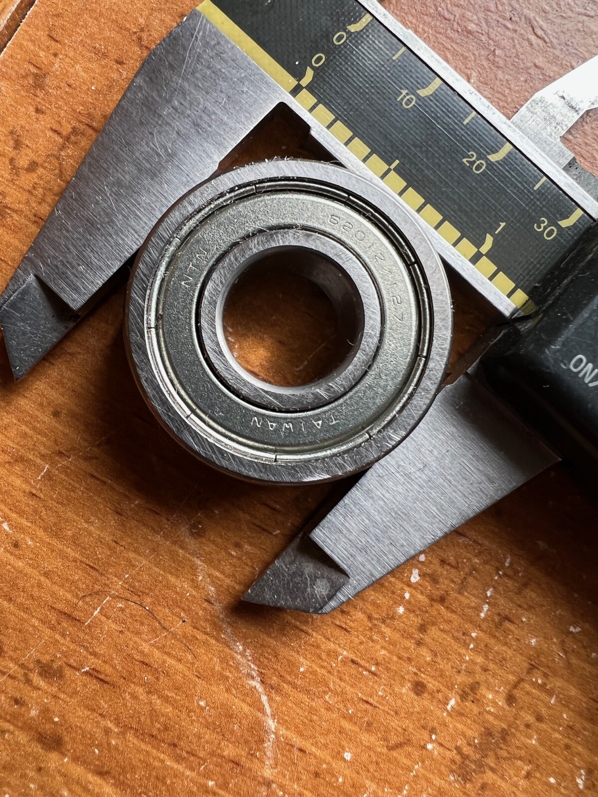 NTN 6201Z/127 Ball Bearing Shielded Both Sides 1.25″ OD 1/2″ ID .393” Wide