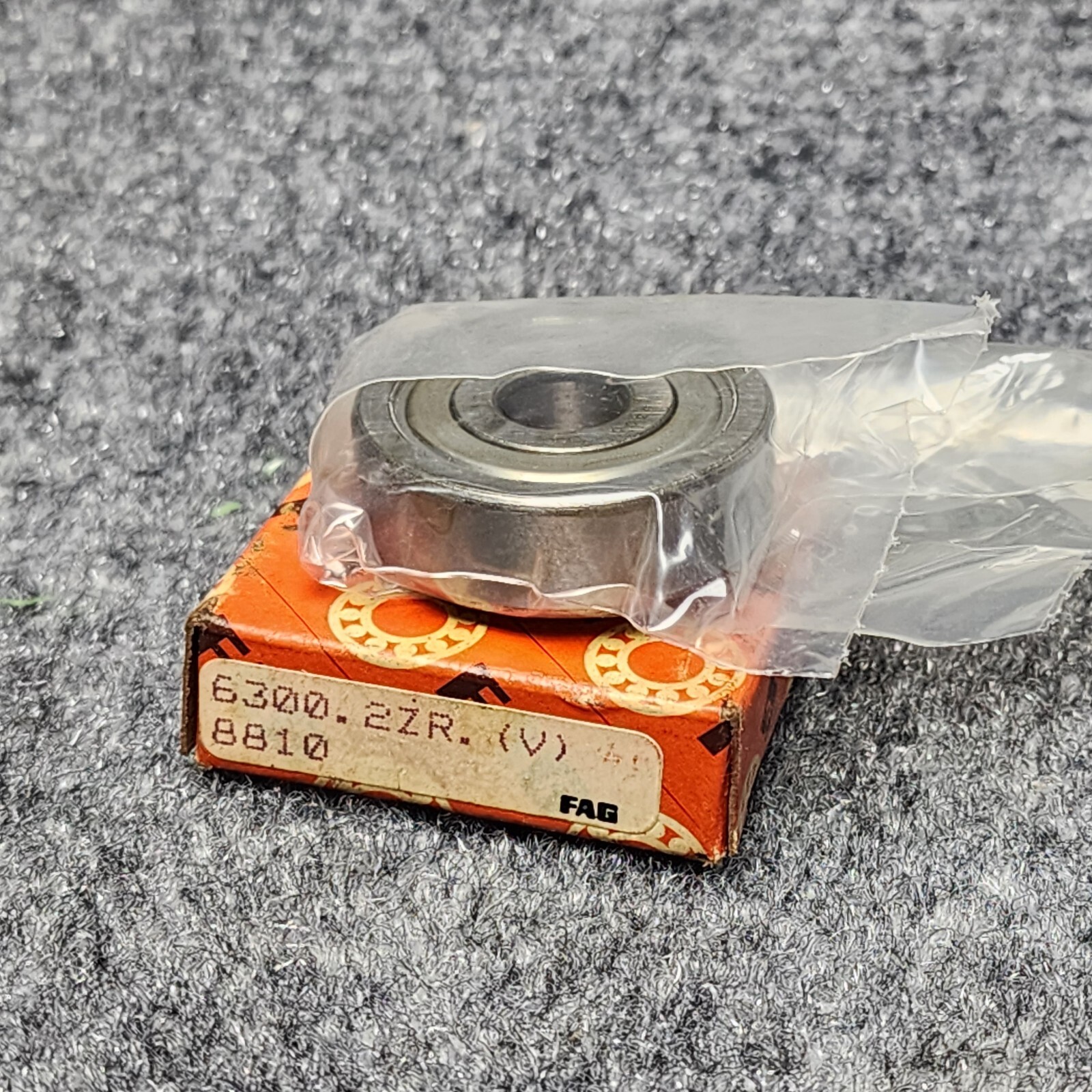 FAG 6300 2ZR Deep Groove Ball Bearings 10mm Bore 35mm OD x 11mm Width